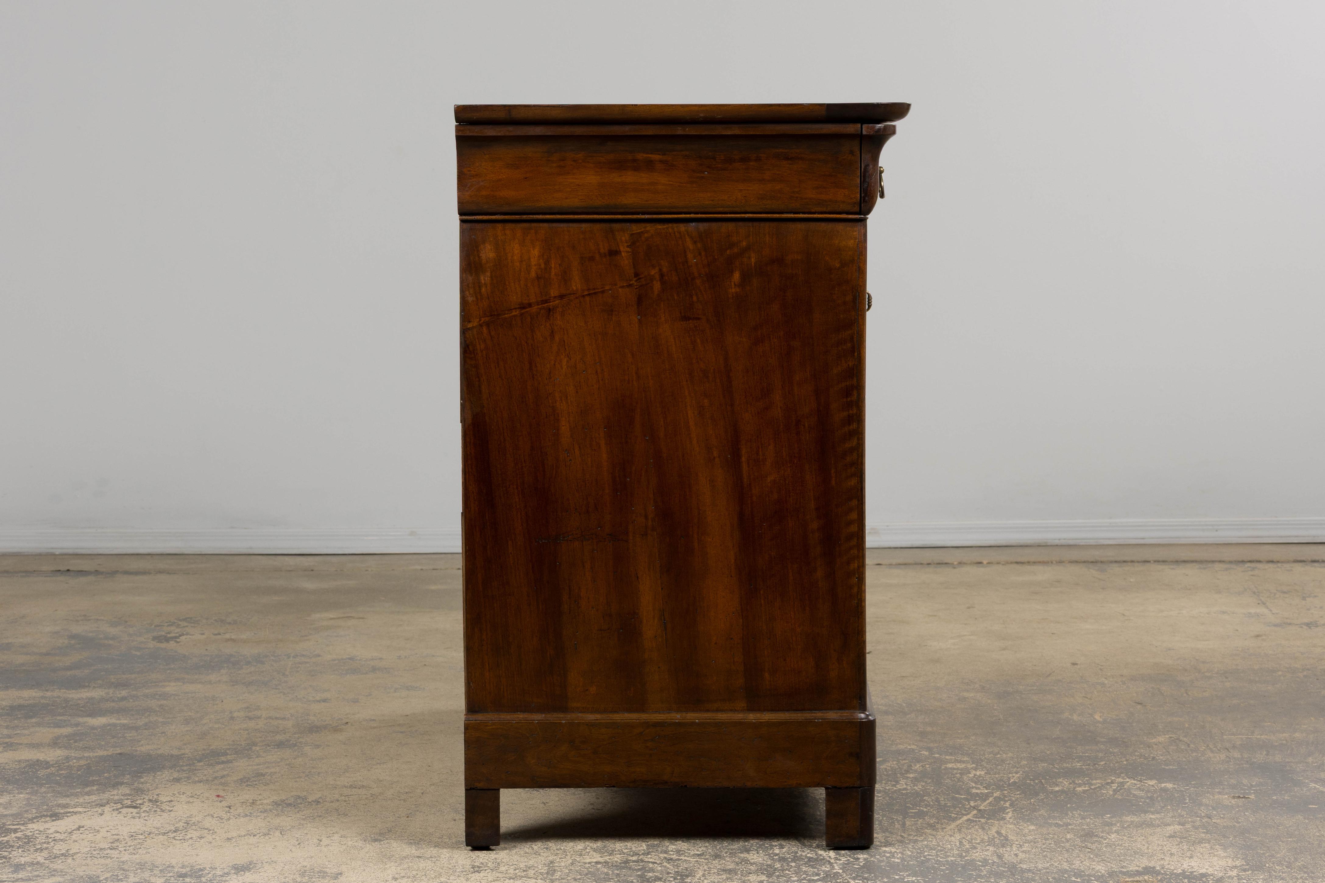 19th Century French Louis Philippe Walnut Chest of Drawers For Sale 6