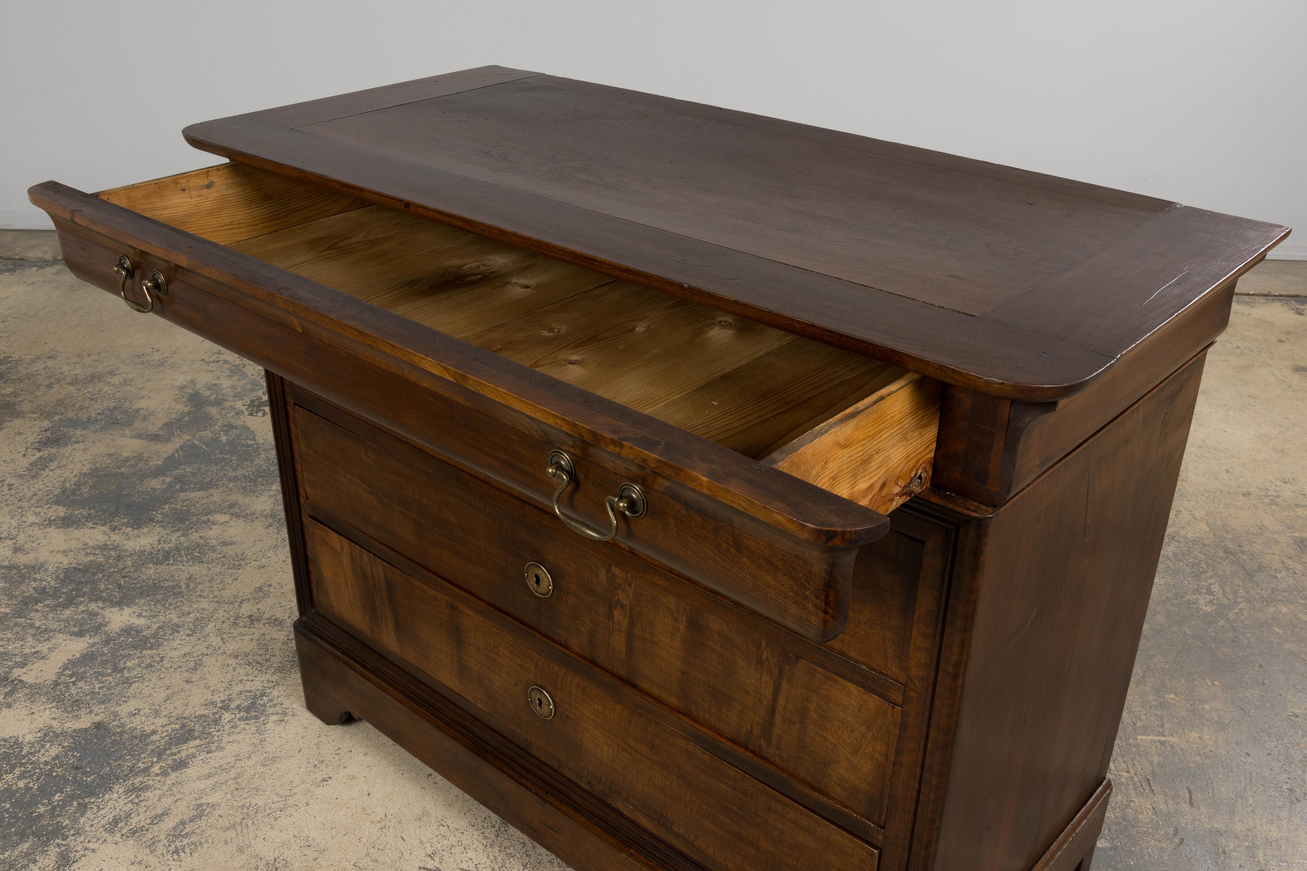 19th Century French Louis Philippe Walnut Chest of Drawers For Sale 10