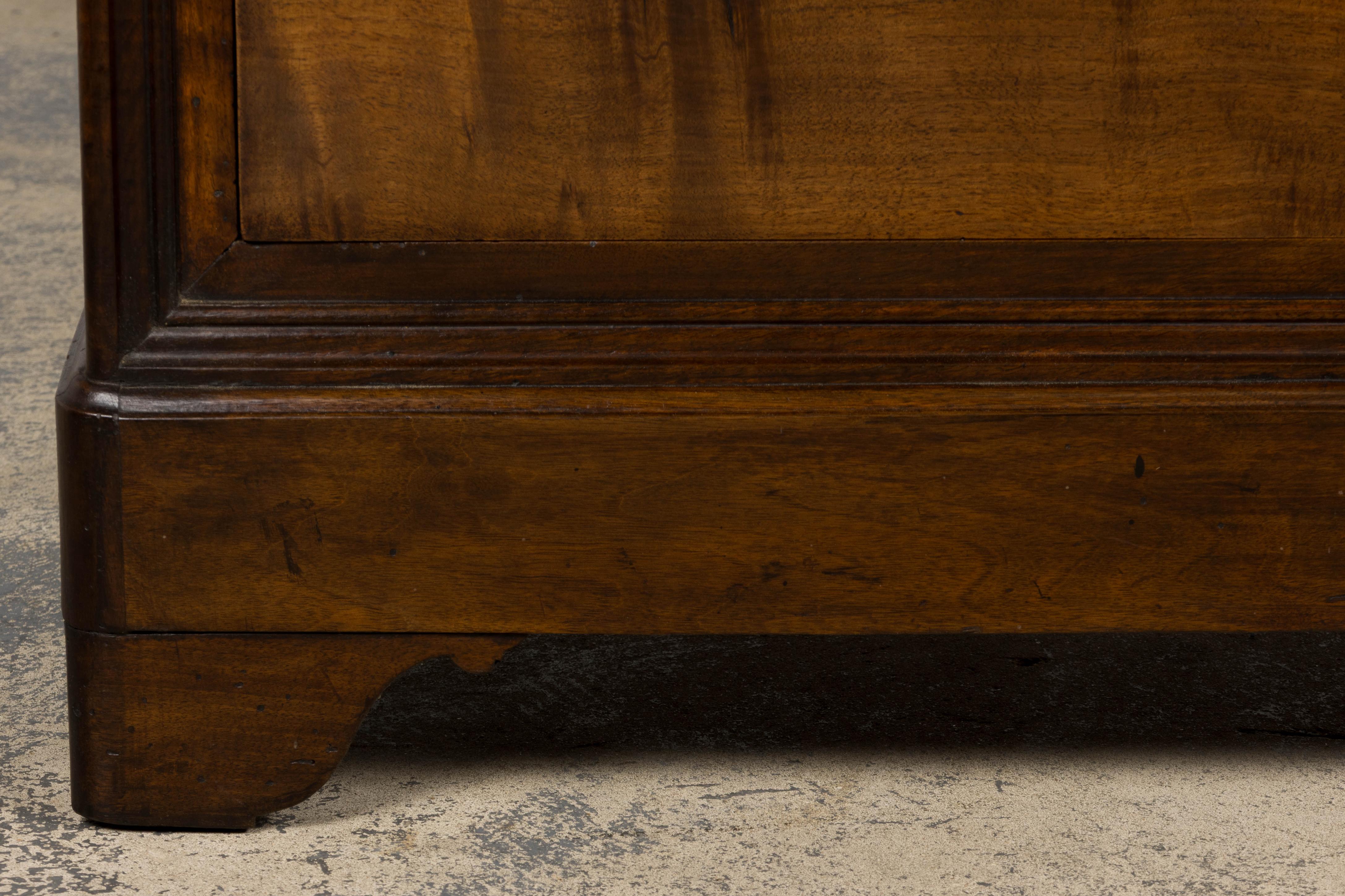 19th Century French Louis Philippe Walnut Chest of Drawers For Sale 3