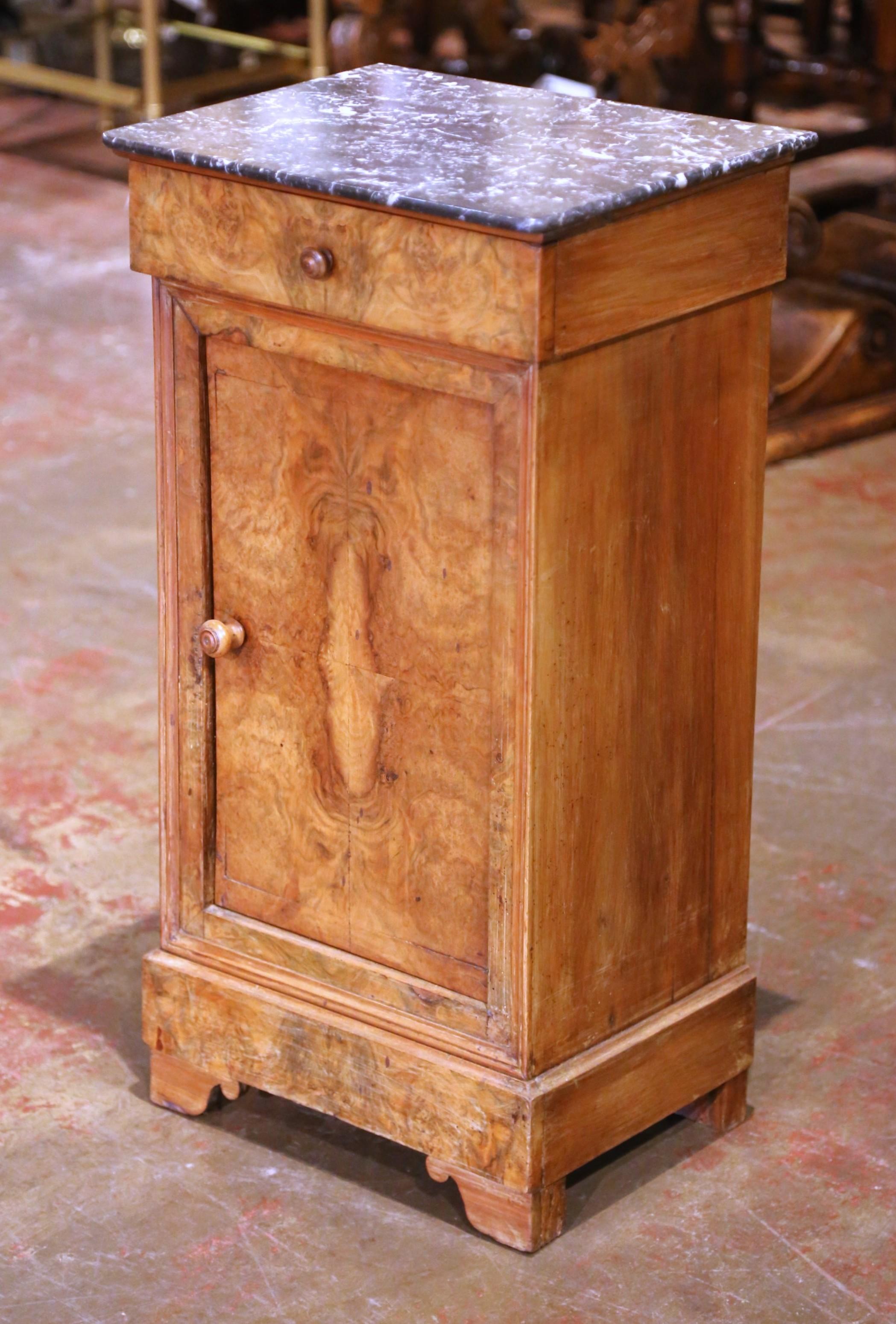 19th Century French Louis Philippe Walnut Nightstand with Black Marble Top For Sale 1