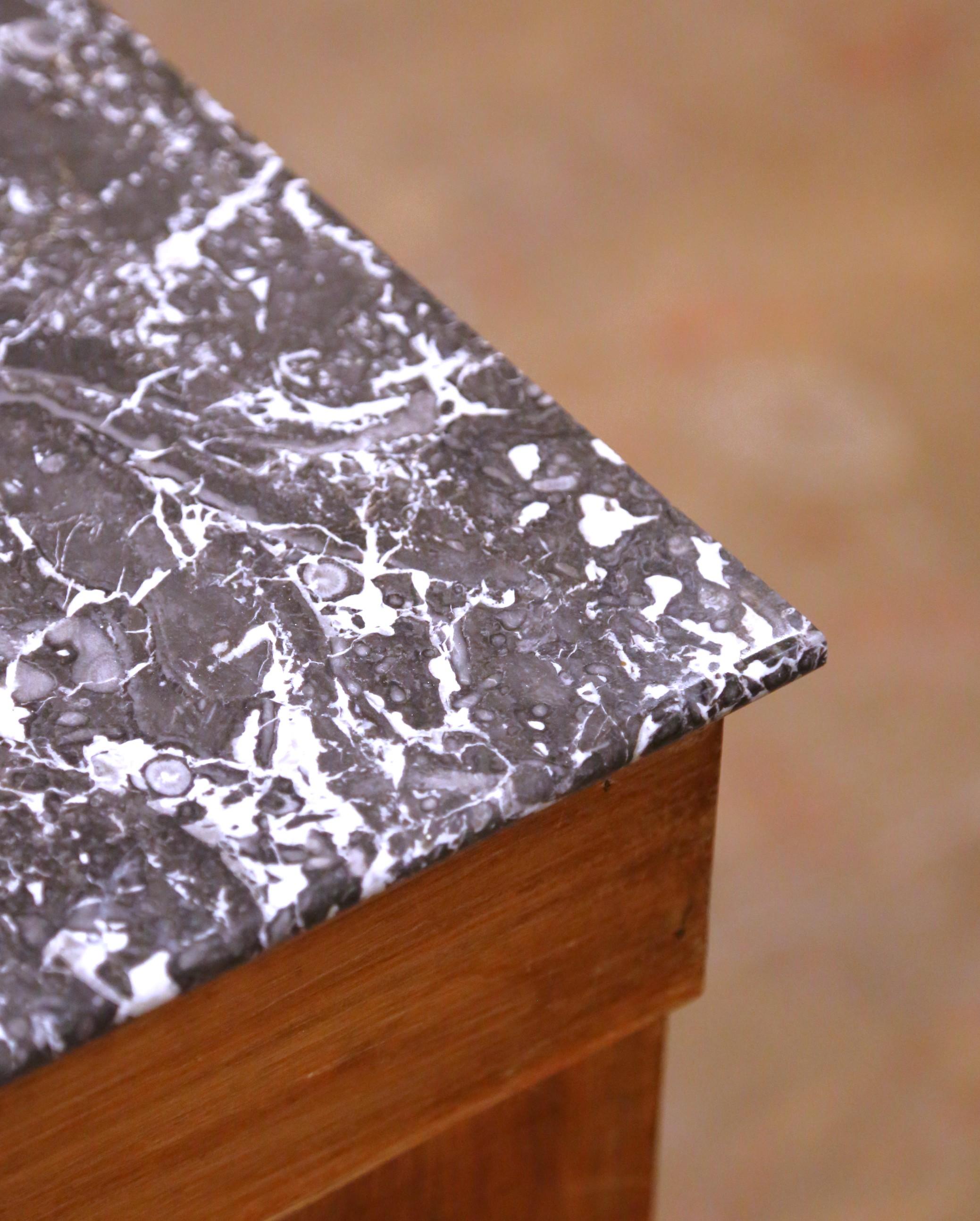 19th Century French Louis Philippe Walnut Nightstand with Black Marble Top For Sale 4