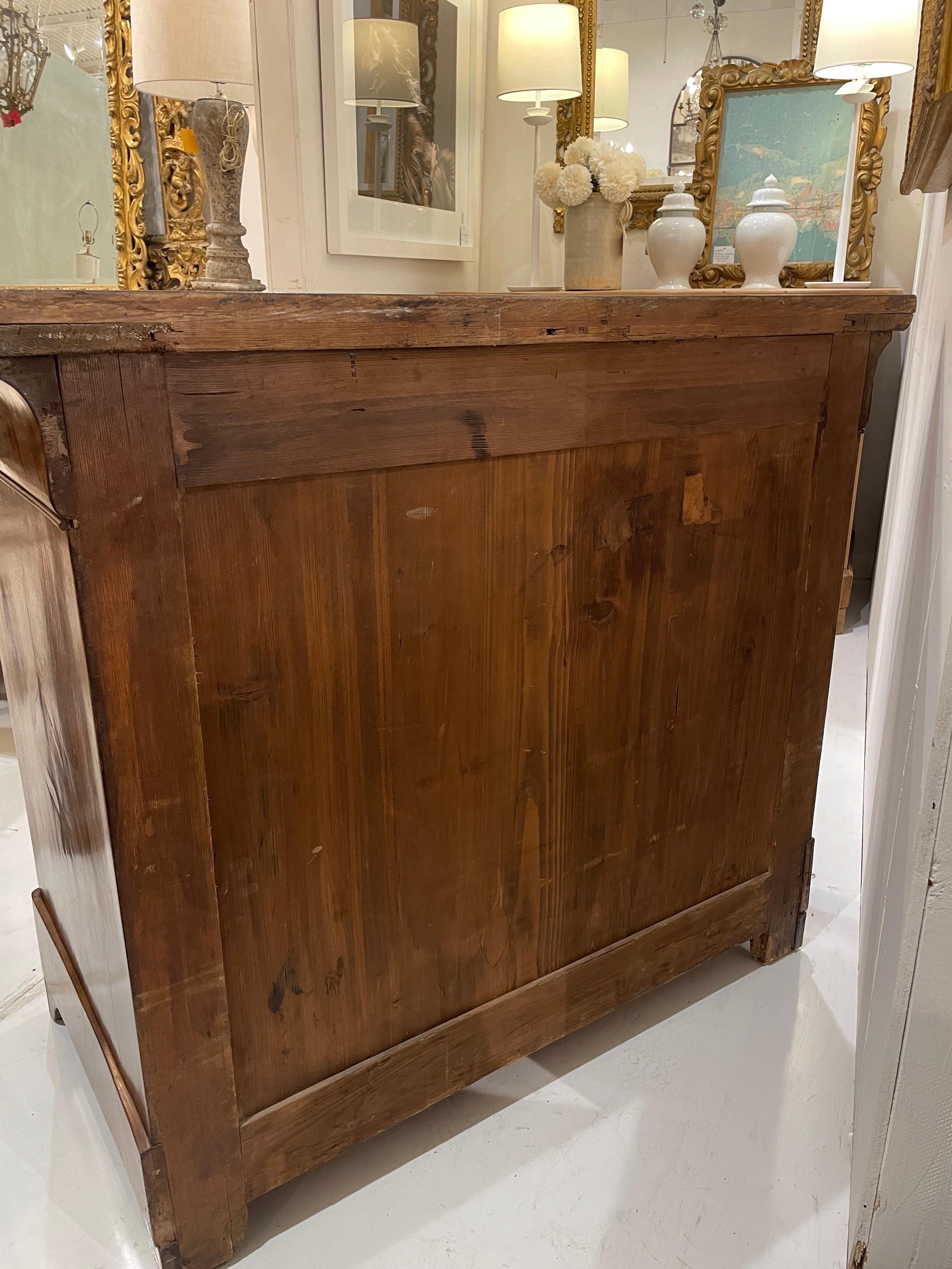 19th Century French Louis Philippe Commode For Sale 2