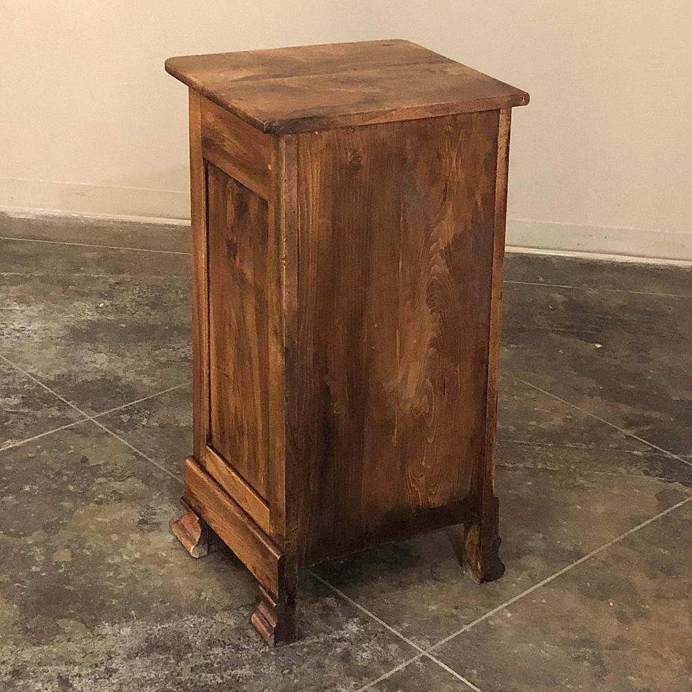 19th Century French Louis Phlipped Fruitwood Chiffoniere ~ Petite Commode For Sale 5