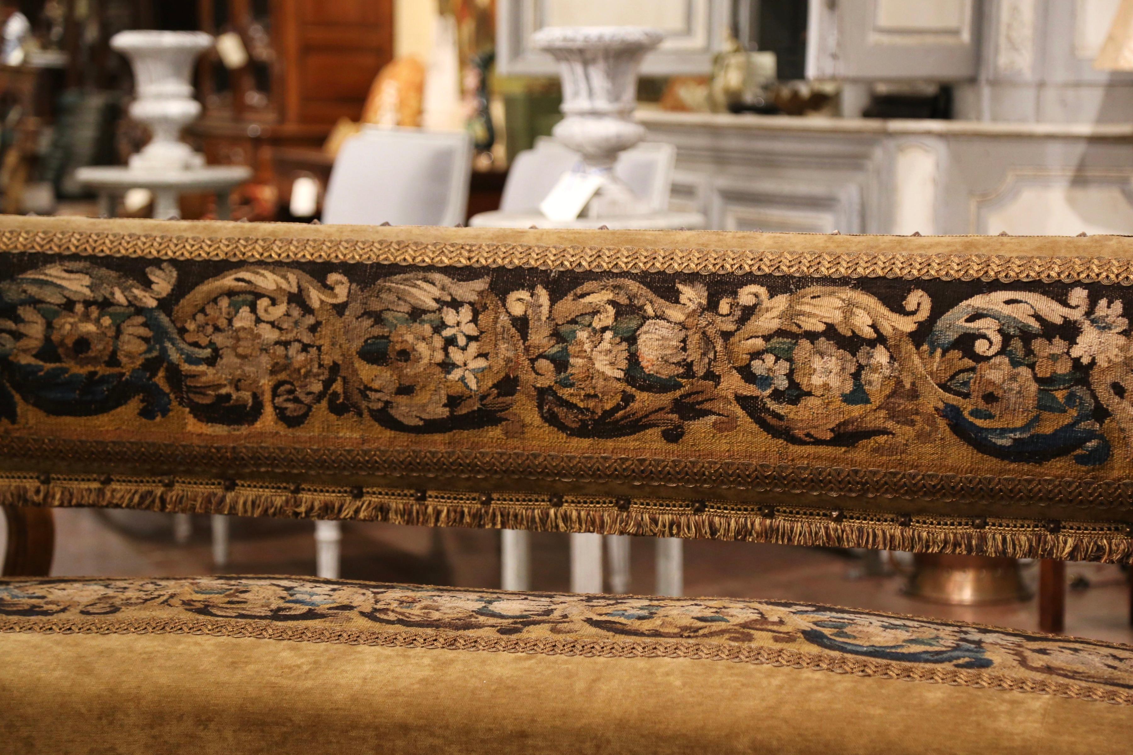19th Century French Louis XIII Barley Twist Walnut Bench with Aubusson Tapestry 3