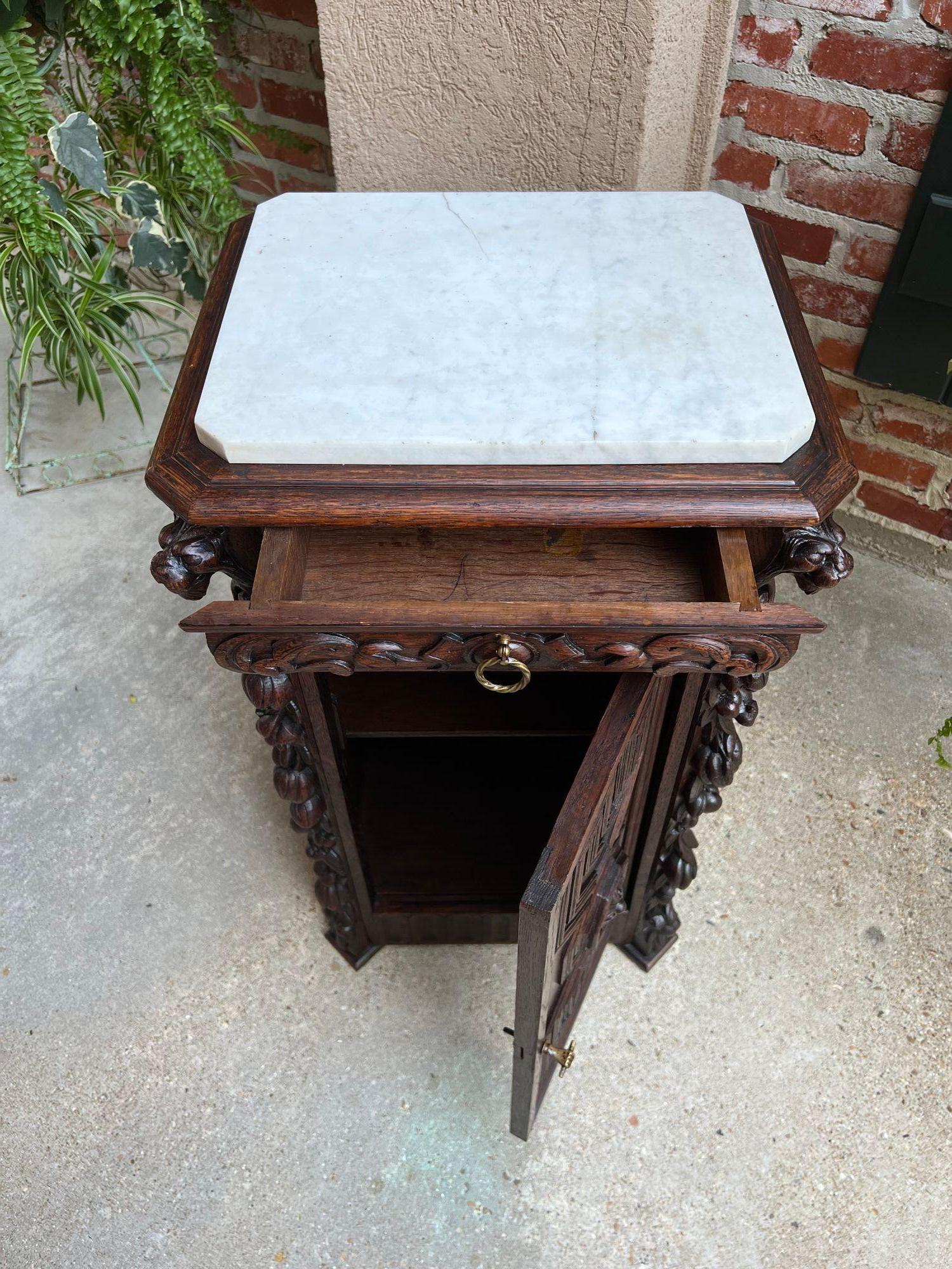 Antique French Louis XIII Cabinet Pedestal Table White Marble Carved Oak c1890 For Sale 7