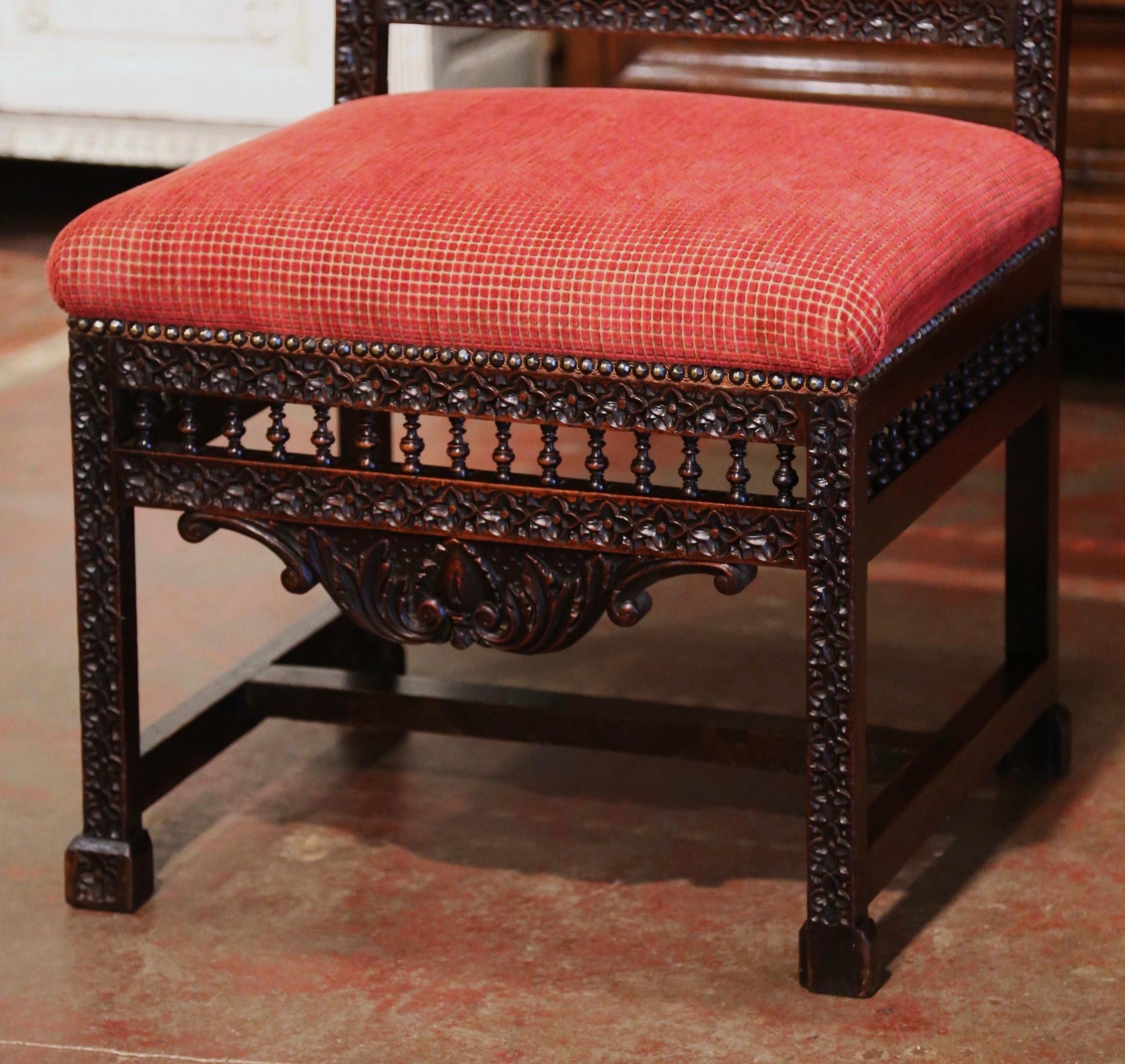 19th Century French Louis XIII Carved Oak and Velvet Side Chair from Brittany In Excellent Condition For Sale In Dallas, TX