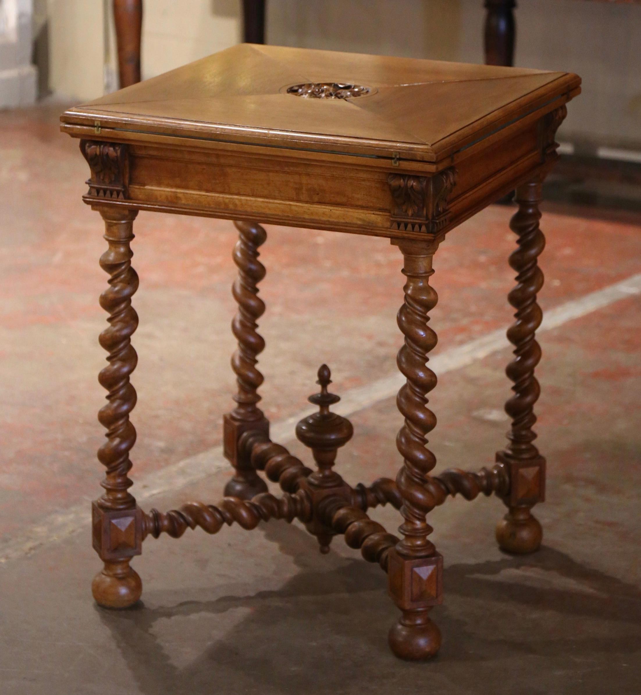19th Century French Louis XIII Carved Walnut Envelope Folding Card Game Table For Sale 6