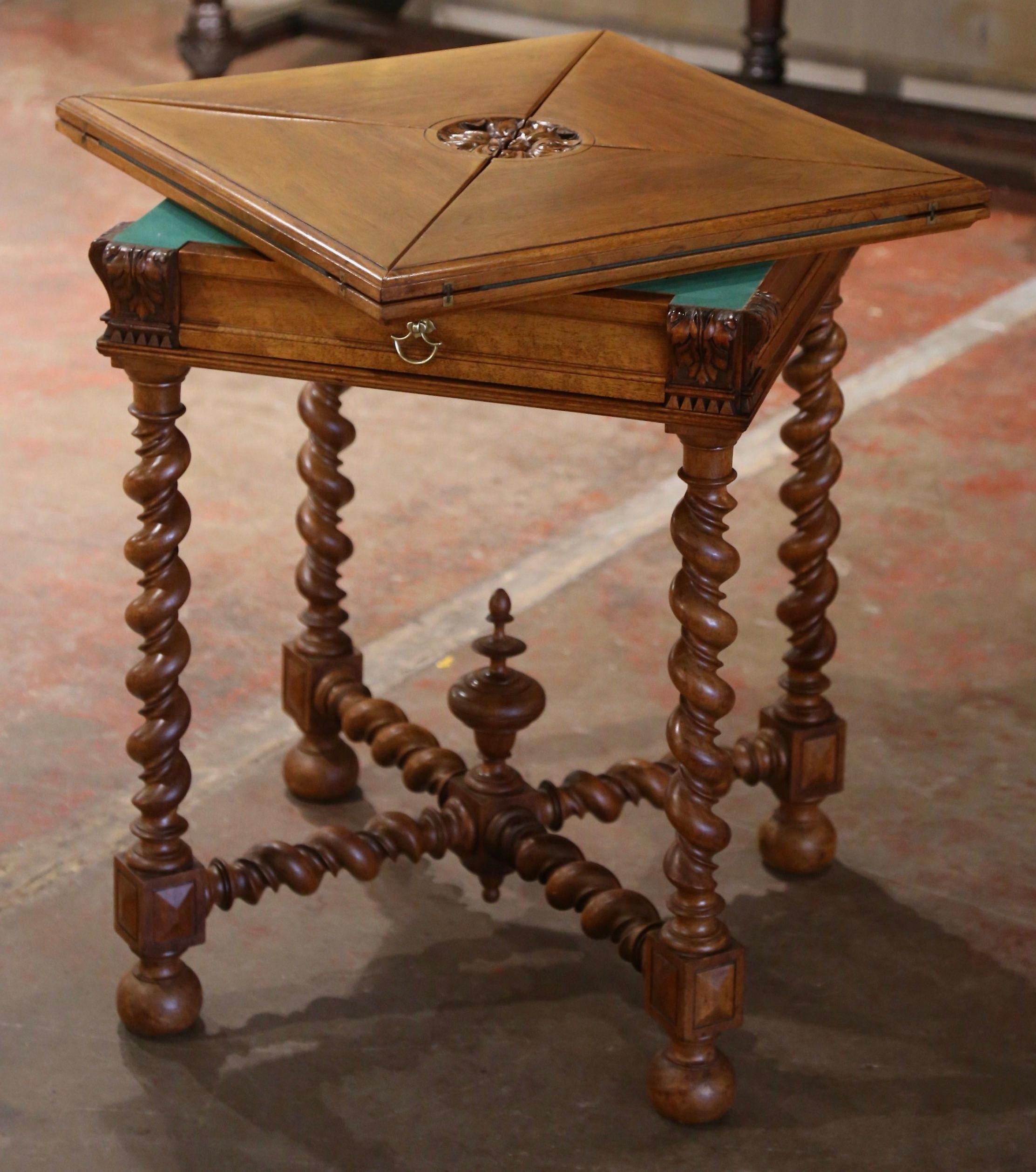 19th Century French Louis XIII Carved Walnut Envelope Folding Card Game Table For Sale 4