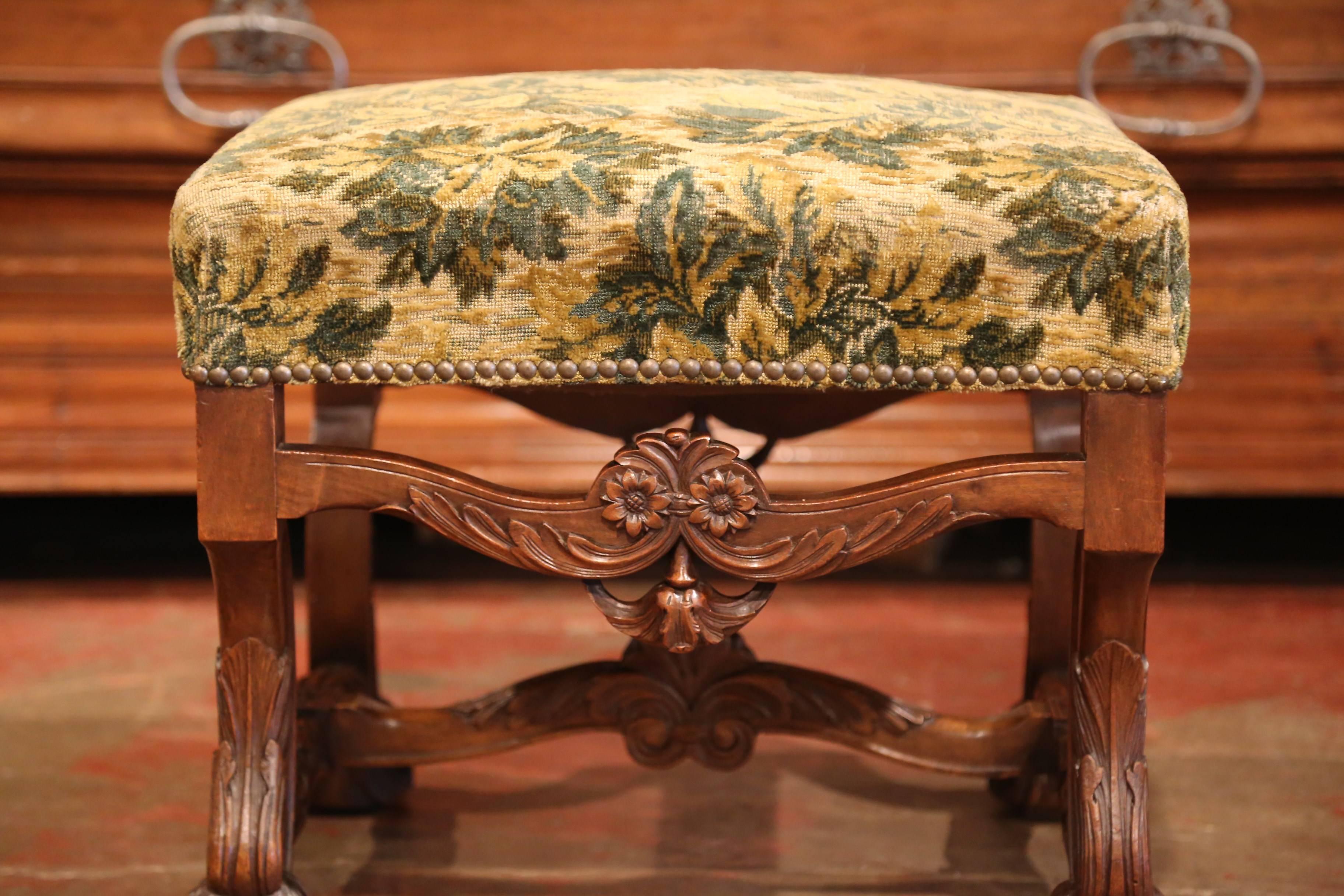 19th Century French Louis XIII Carved Walnut Stool from the Perigord 1