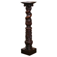 Colonna con piedistallo in legno di noce intagliato a mano Luigi XIII del XIX secolo, proveniente dalla Borgogna