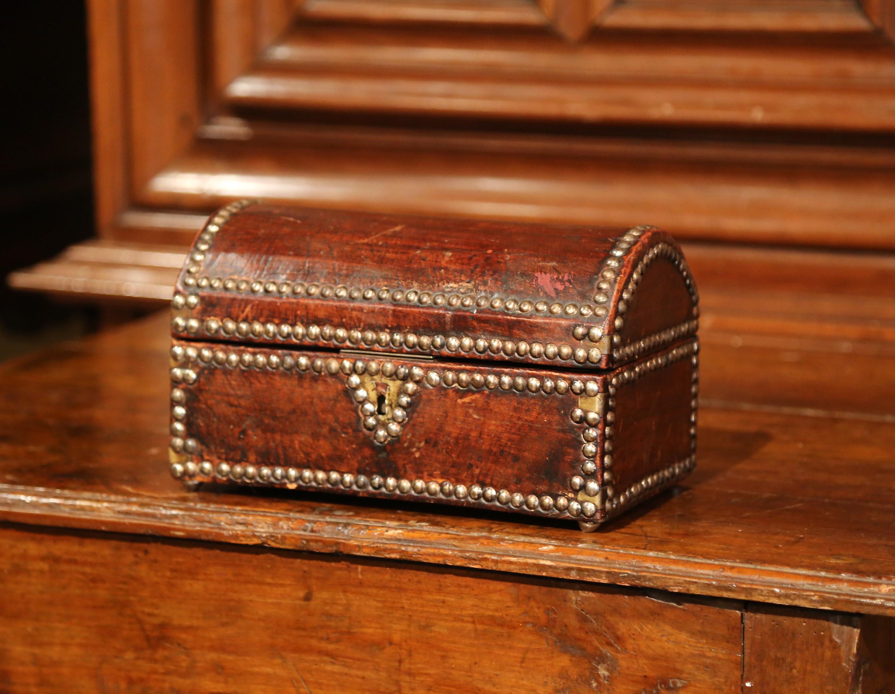 19th Century French Louis XIII Leather Trunk Box with Decorative Brass Nails 1