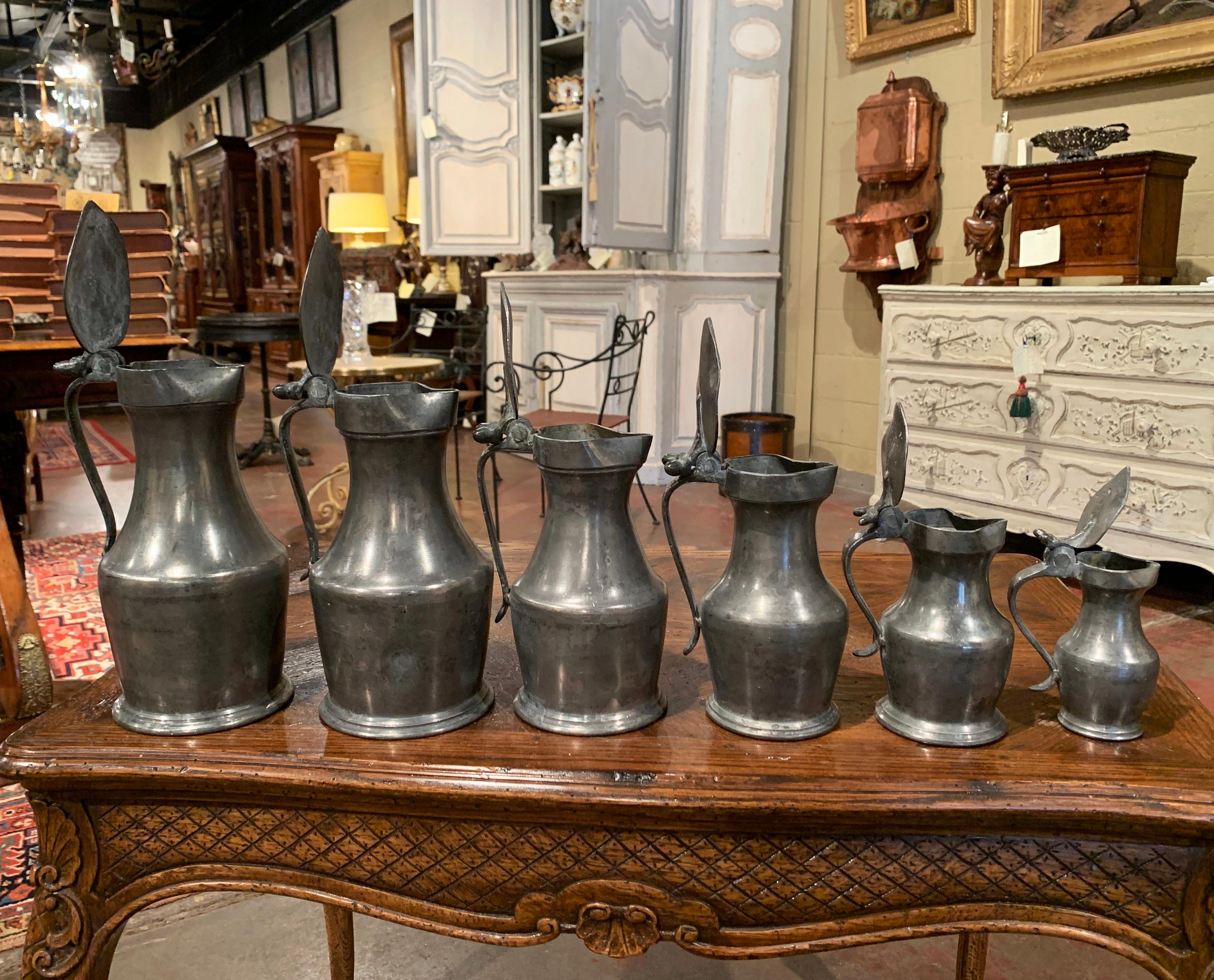 19th Century French Louis XIII Pewter Pitchers in Graduated Sizes, Set of Six 4