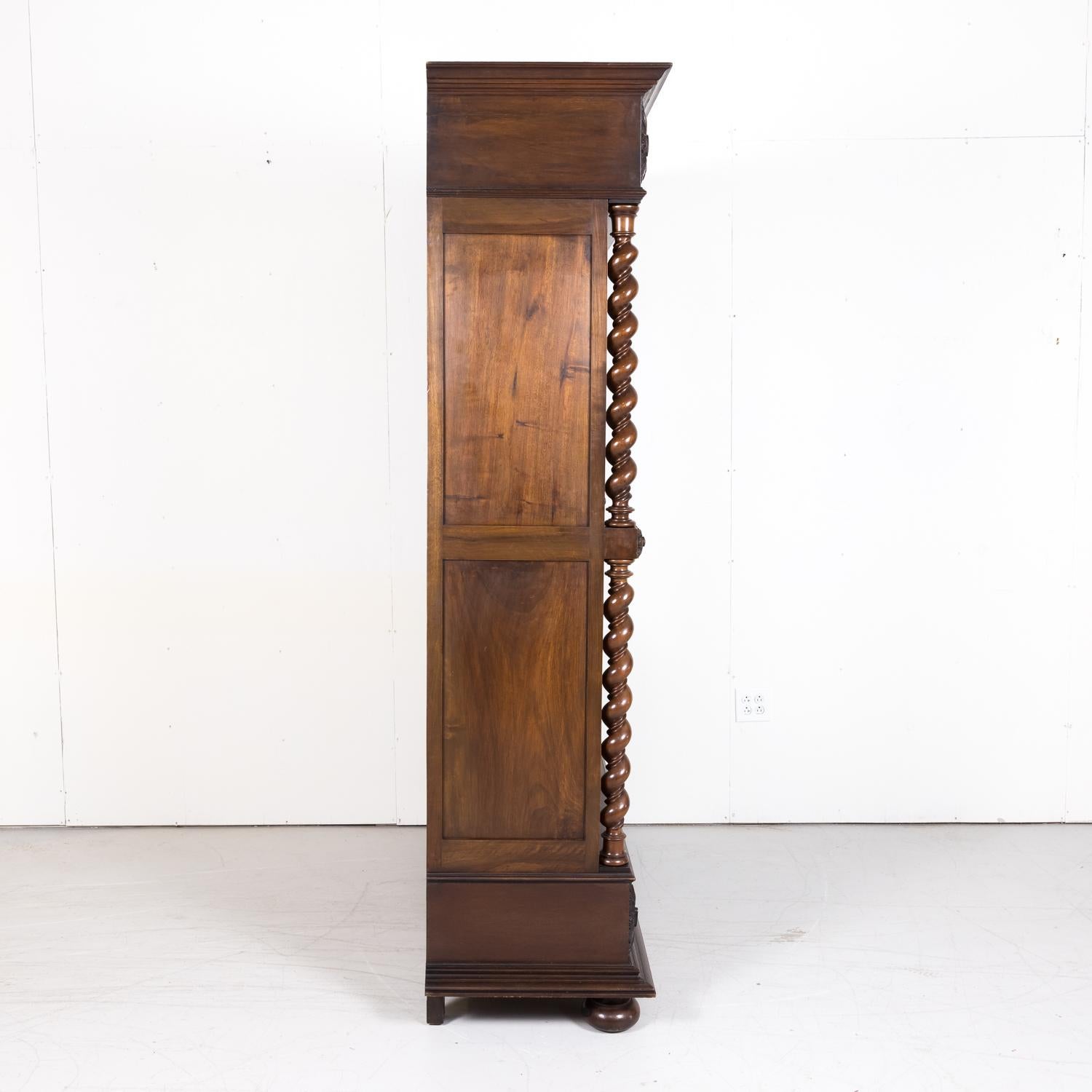 19th Century French Louis XIII Style Barley Twist Bibliotheque or Bookcase 10