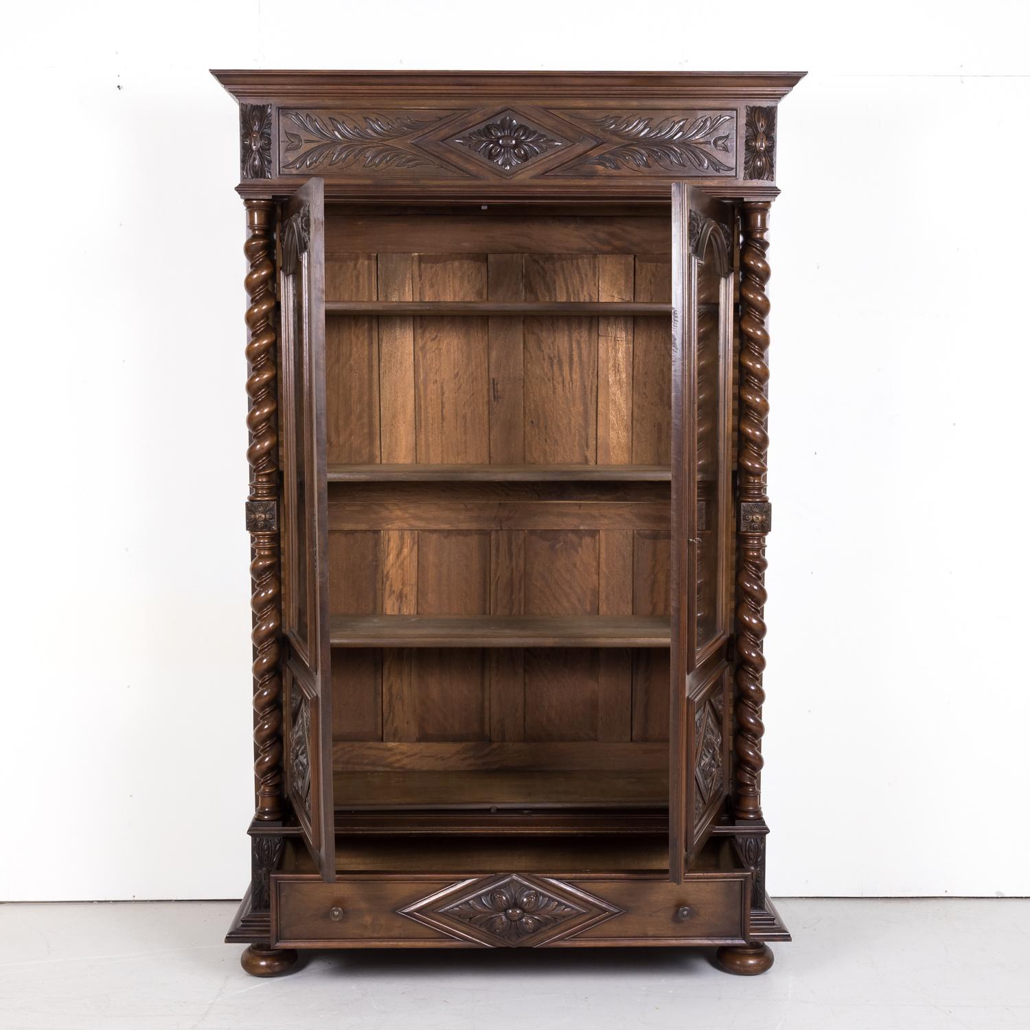 19th Century French Louis XIII Style Barley Twist Bibliotheque or Bookcase In Good Condition In Birmingham, AL
