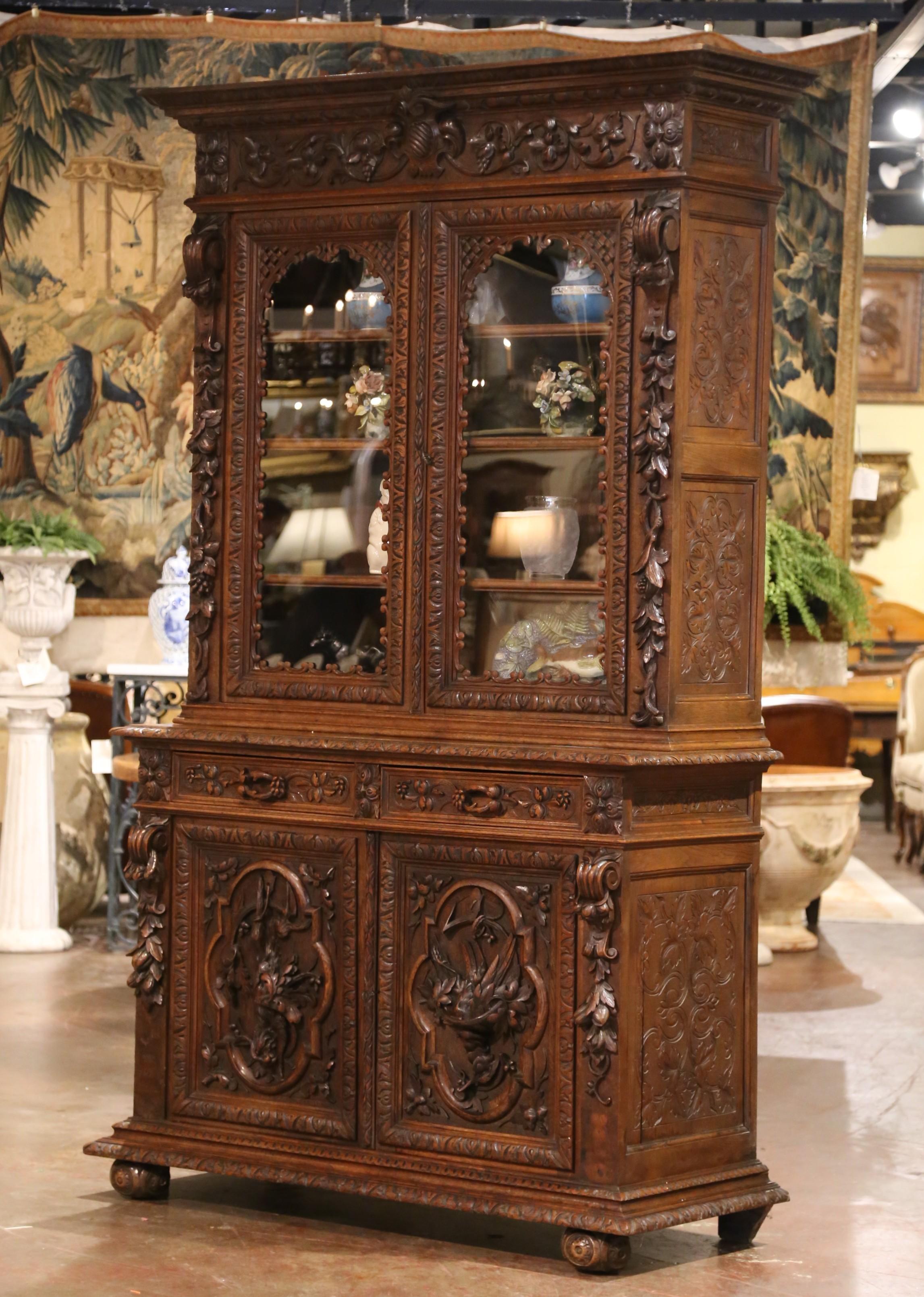 Glass 19th Century French Louis XIII Style Carved Oak Hunt Bookcase Gun Cabinet For Sale