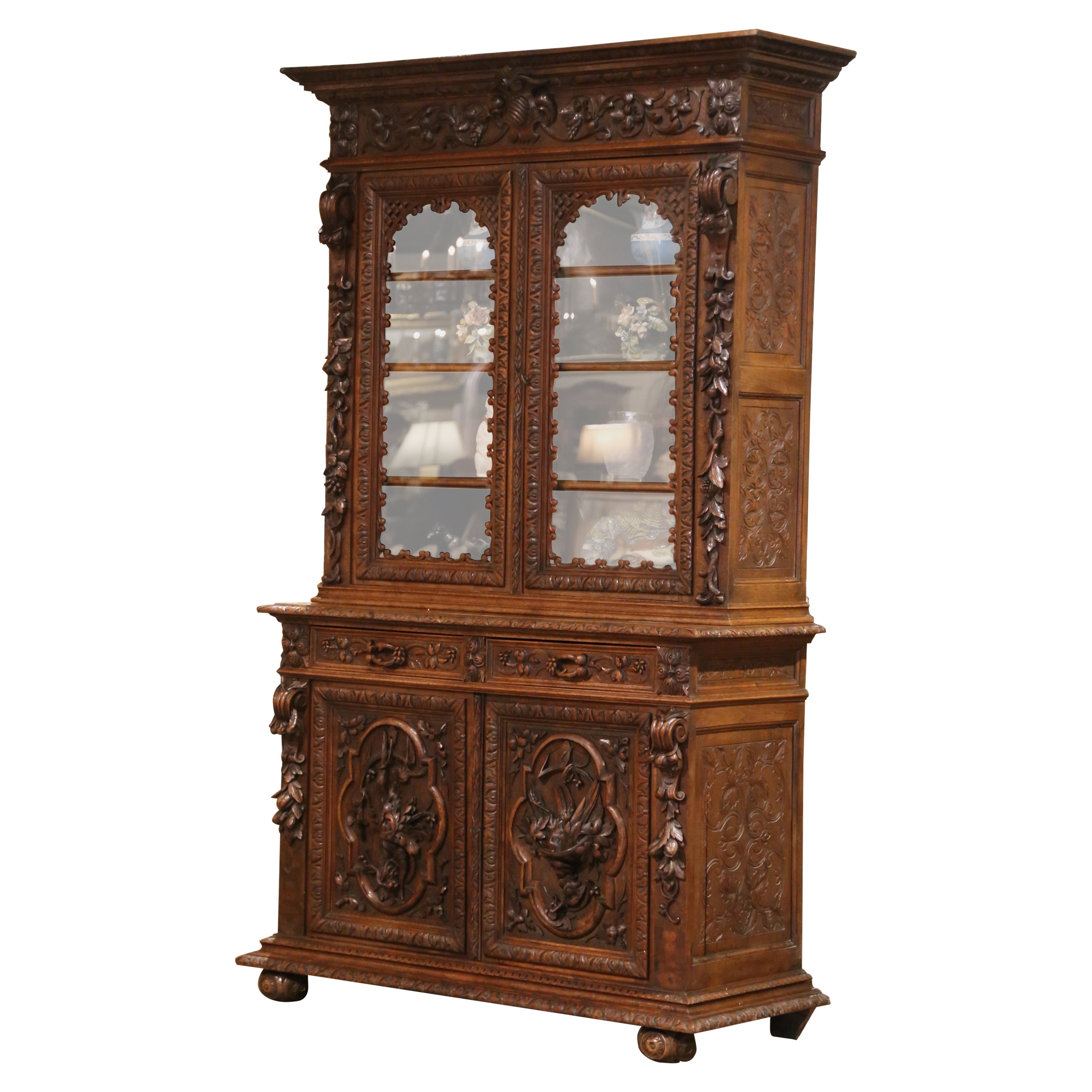 19th Century French Louis XIII Style Carved Oak Hunt Bookcase Gun Cabinet For Sale