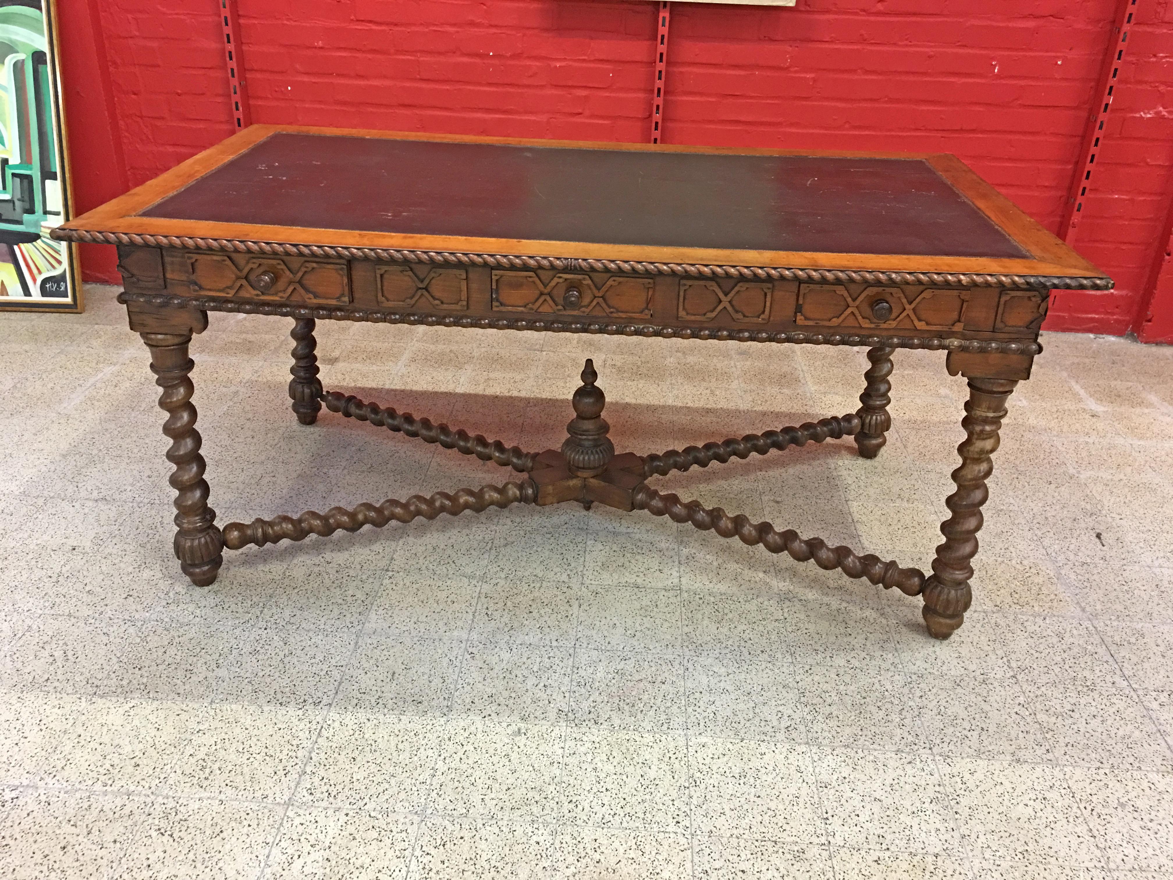 maleskin table