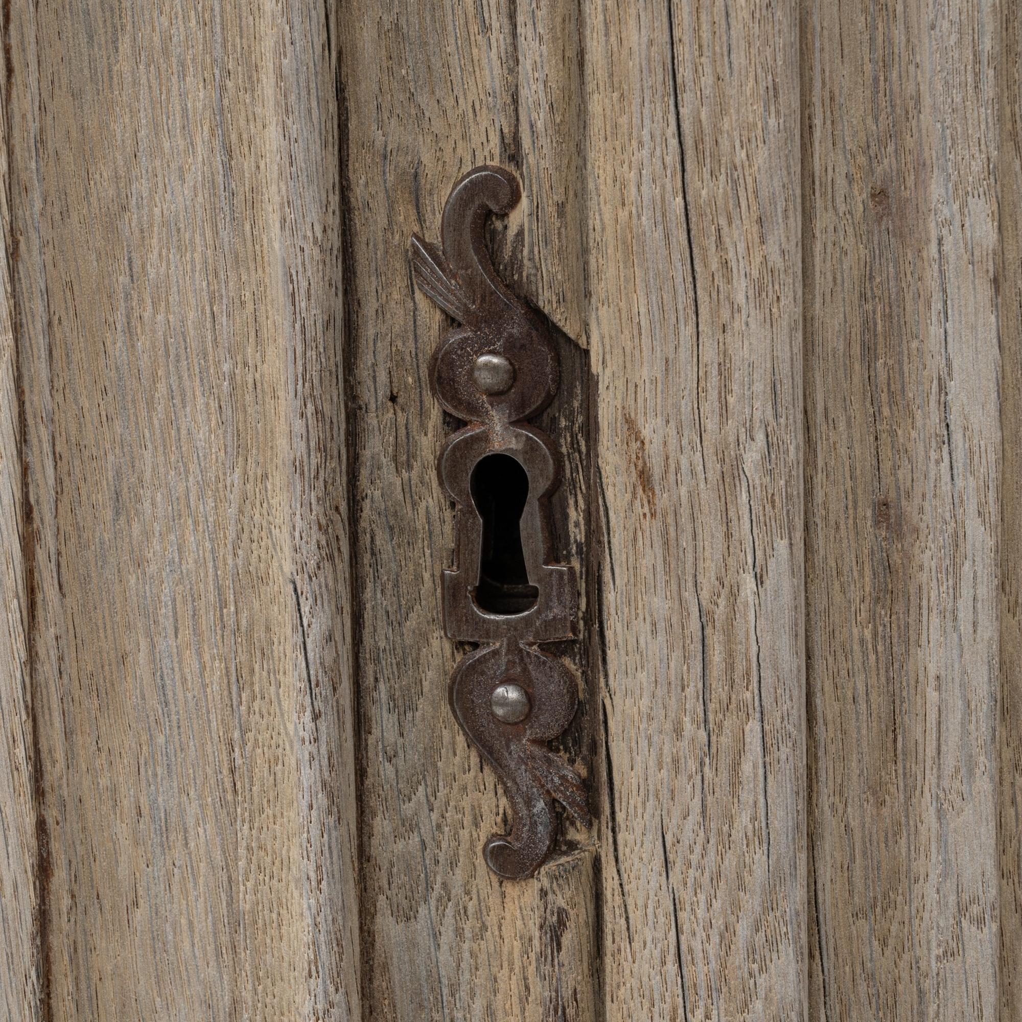 Armadio francese del XIX secolo in stile Luigi XIII di Oak in vendita 5