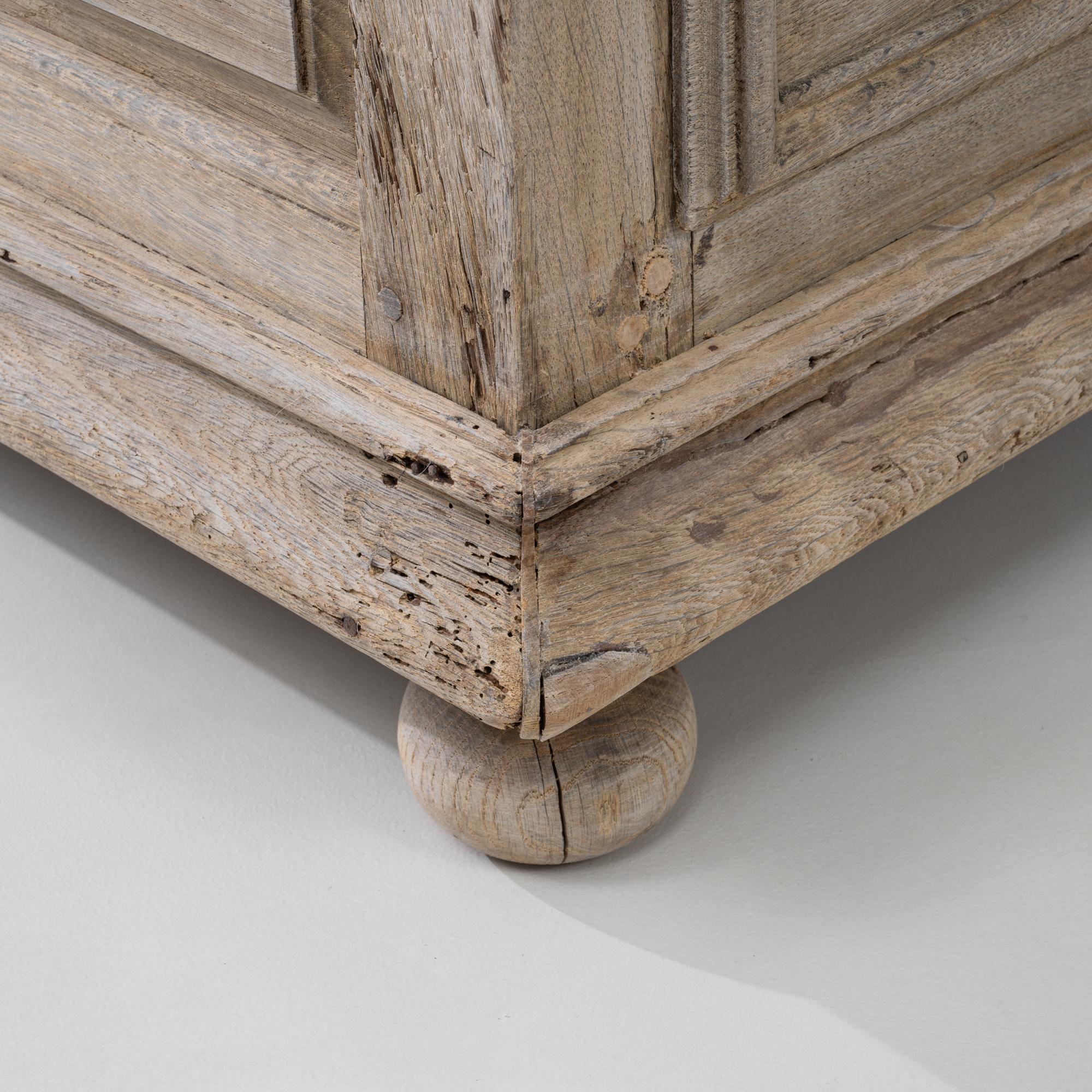 Armadio francese del XIX secolo in stile Luigi XIII di Oak in vendita 6