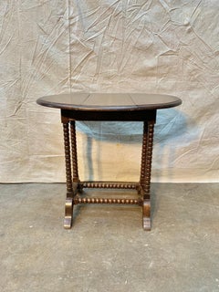 19th Century French Louis XIII Style Oak Drop Leaf Side Table with Swivel Top