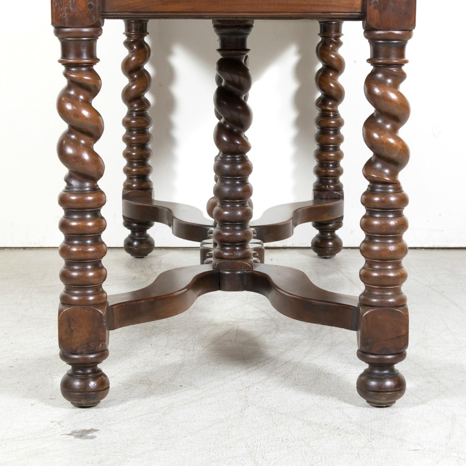 19th Century French Louis XIII Style Walnut Barley Twist Console Table For Sale 15