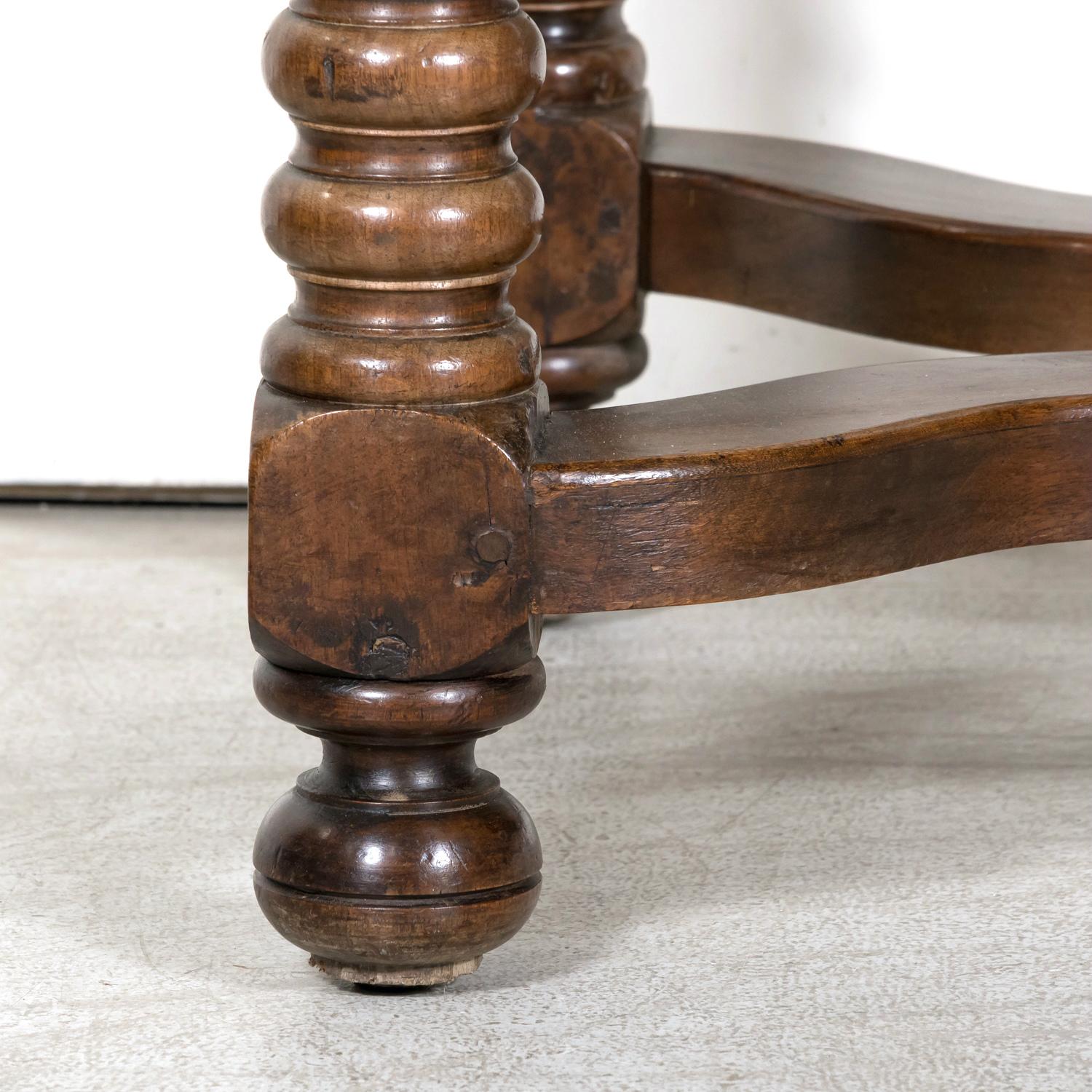 19th Century French Louis XIII Style Walnut Barley Twist Console Table For Sale 3
