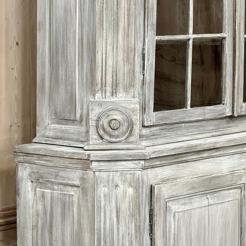 Libreria francese Luigi XIII del XIX secolo in Oak imbiancato in vendita 9