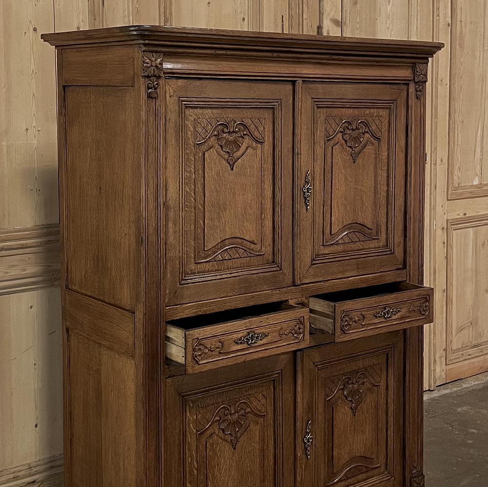 19th Century French Louis XIV Cabinet, Homme Debout For Sale 5