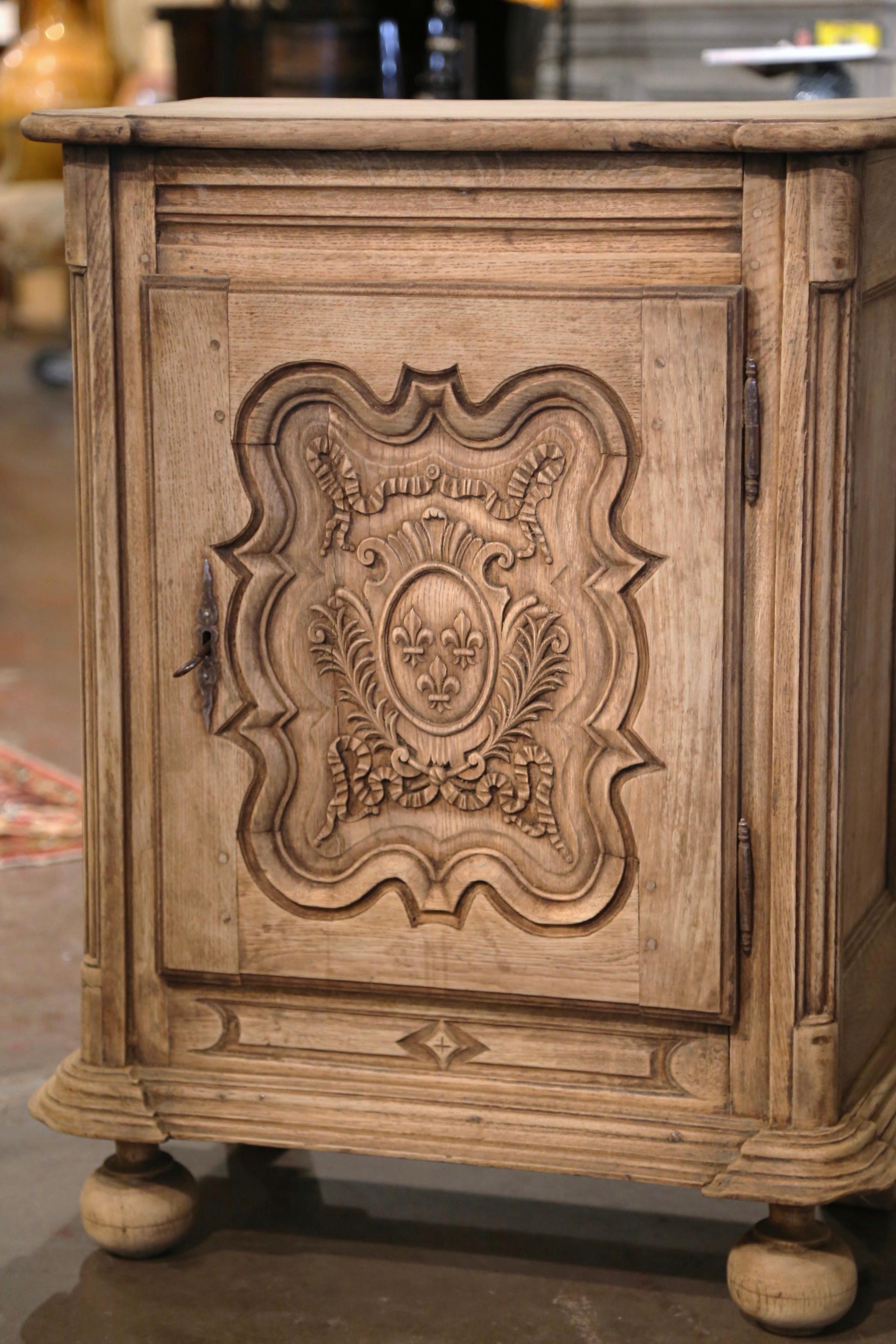19th Century French Louis XIV Carved Bleached Oak Confiturier with Fleur-de-Lys 2