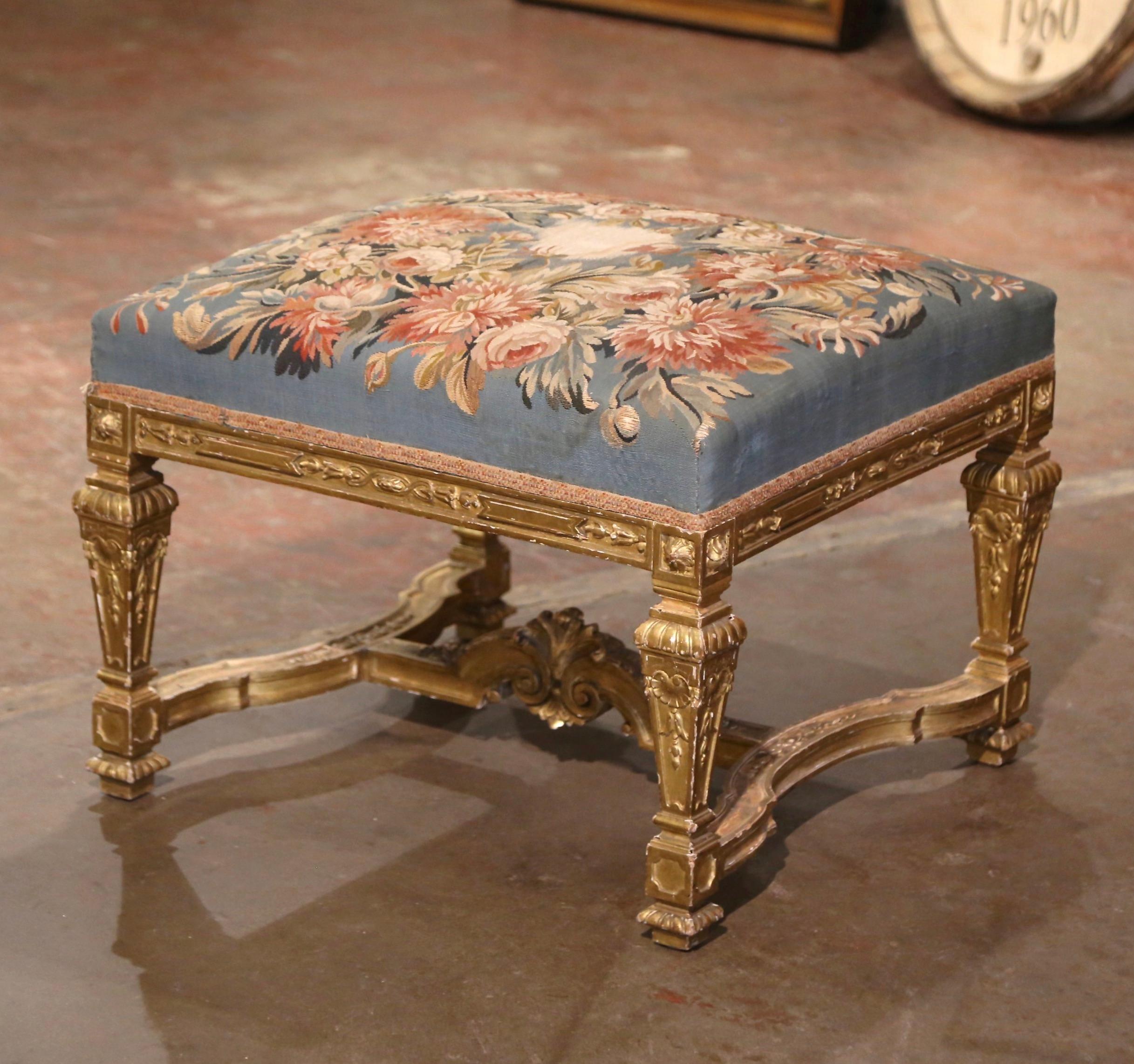 19th Century French Louis XIV Carved Giltwood Stool with Aubusson Tapestry In Excellent Condition For Sale In Dallas, TX