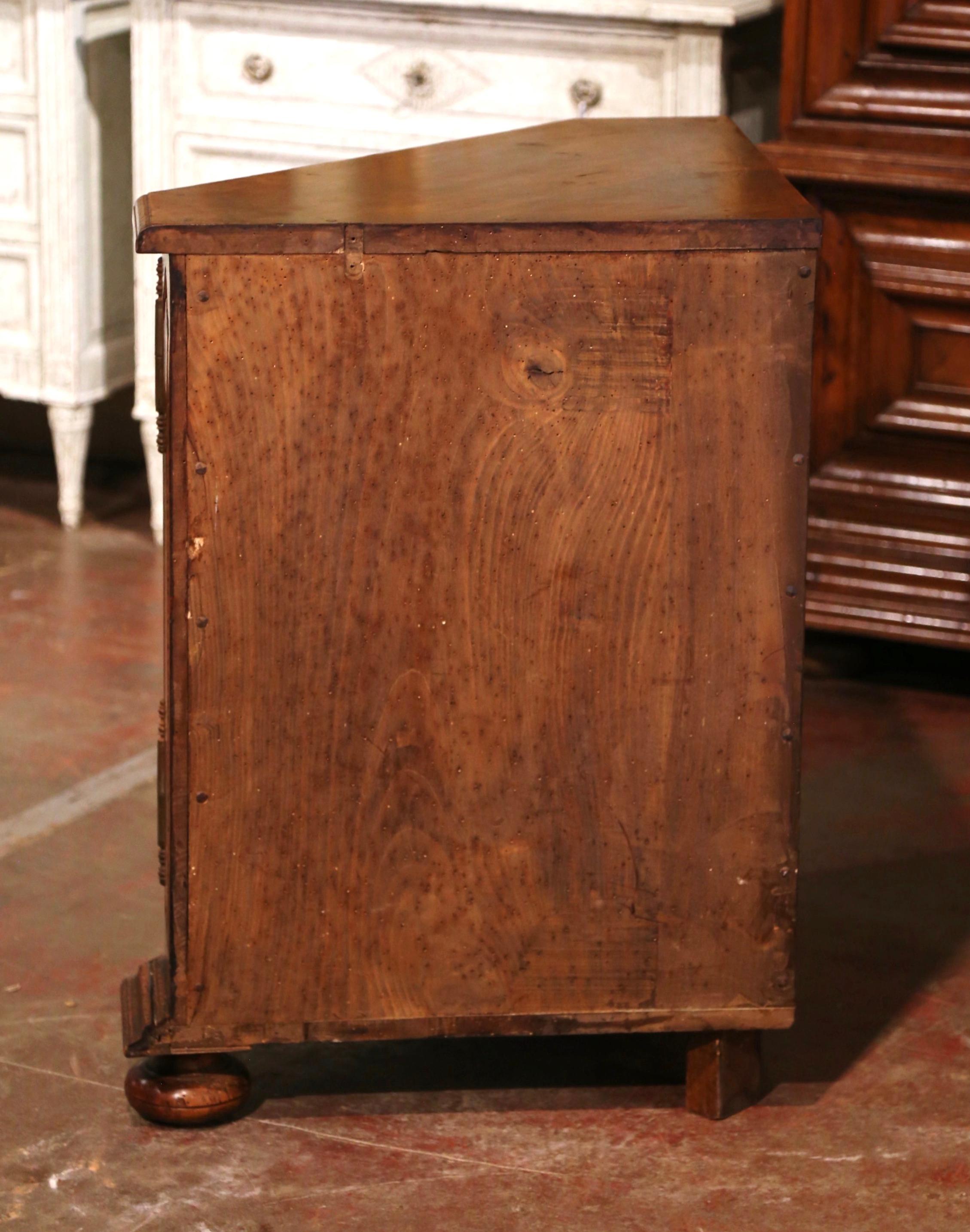 19th Century French Louis XIV Carved Walnut Encoignure Corner Cabinet For Sale 5