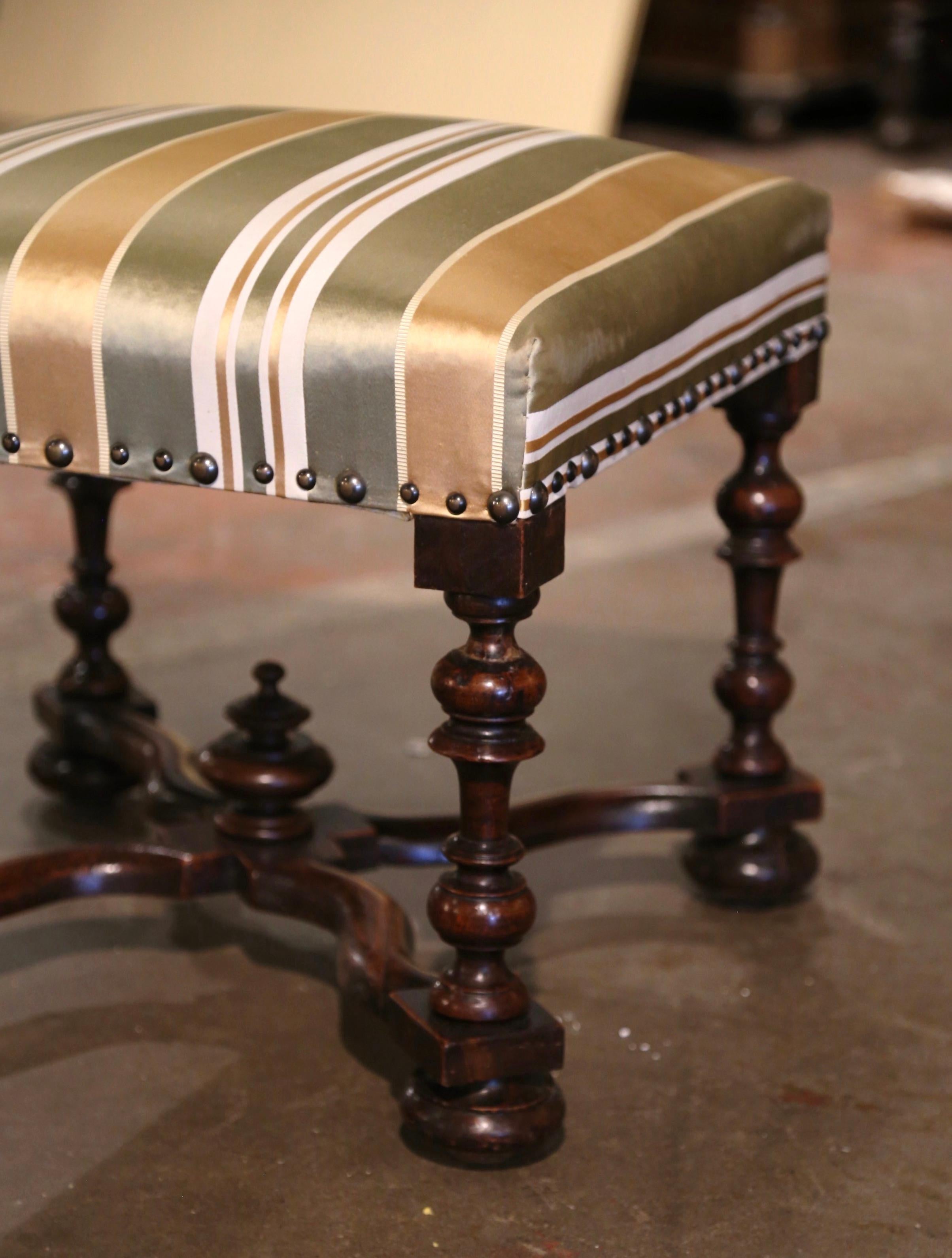 Hand-Carved 19th Century French Louis XIV Carved Walnut Stool with Silk Fabric For Sale