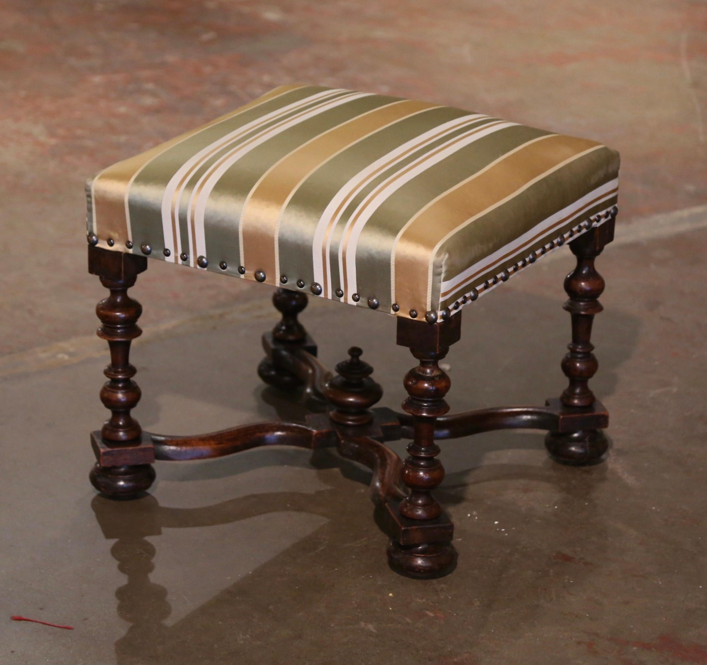 19th Century French Louis XIV Carved Walnut Stool with Silk Fabric For Sale 1