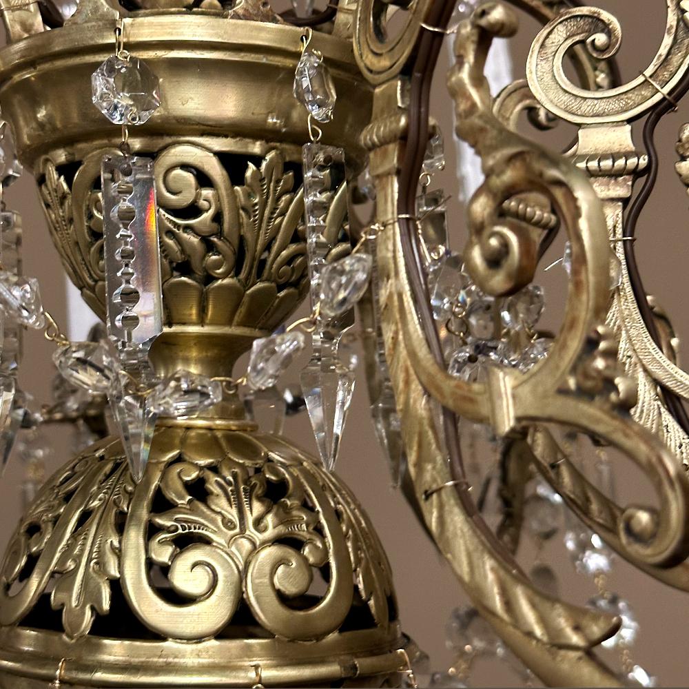 Französischer Louis XIV.-Kronleuchter aus Bronzeguss und geschliffenem Kristall, 19. Jahrhundert im Angebot 13