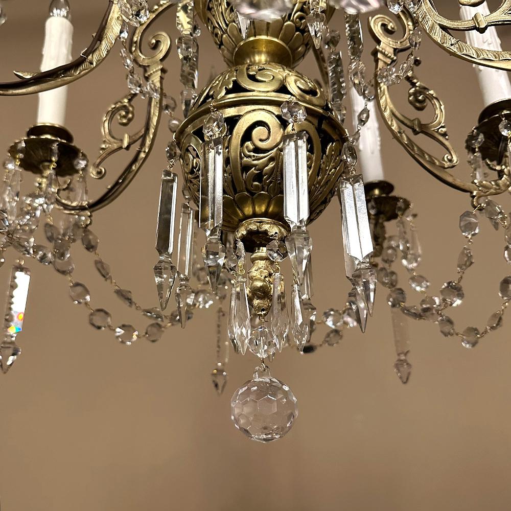 19th Century French Louis XIV Cast Bronze and Cut Crystal Chandelier For Sale 4