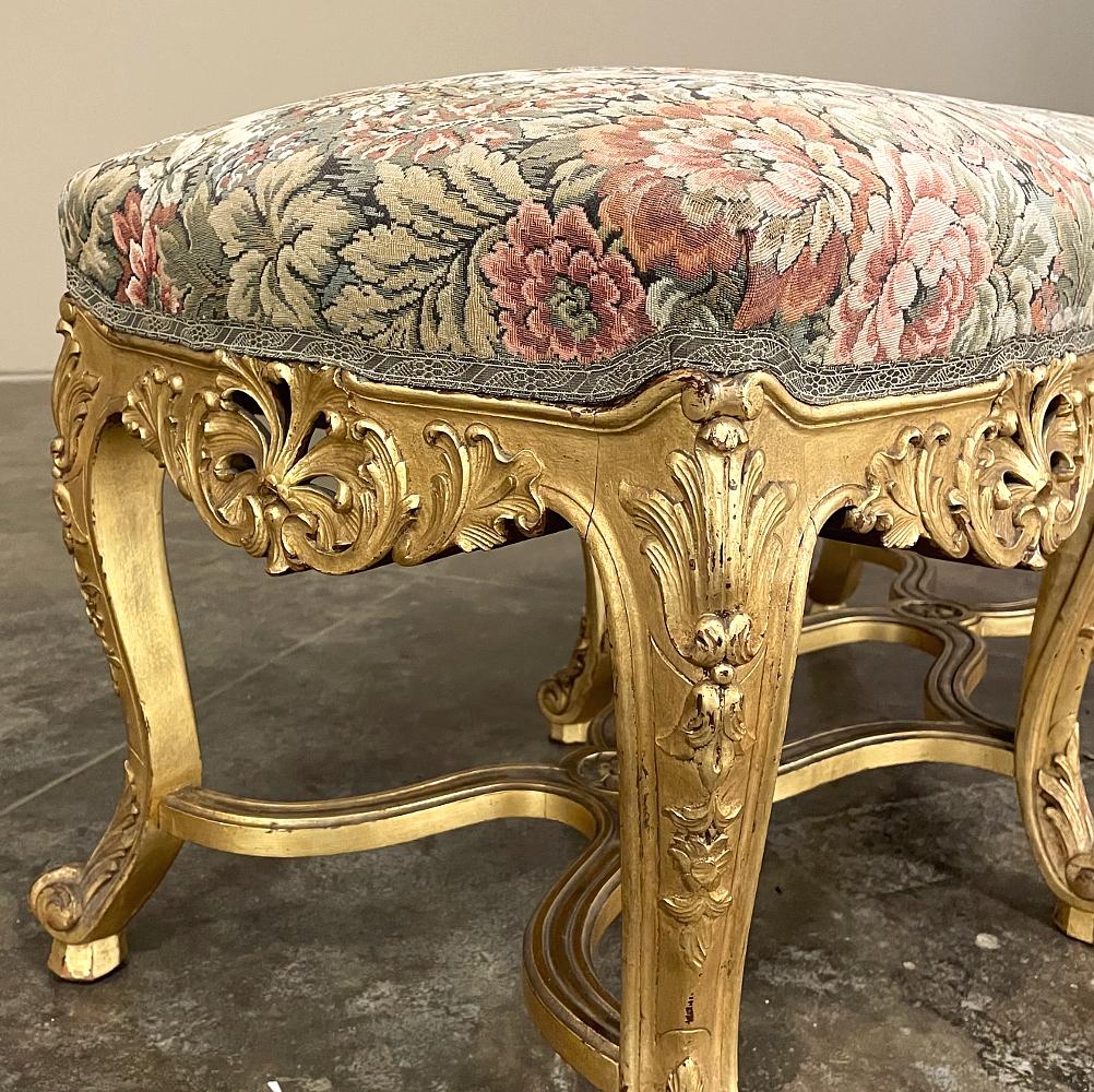 19th Century French Louis XIV Giltwood Vanity Bench with Tapestry For Sale 6
