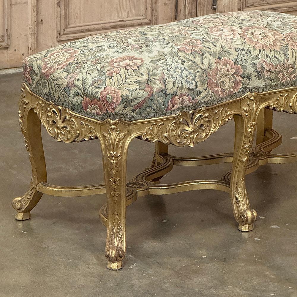 Banco de tocador francés del siglo XIX de madera dorada Luis XIV con tapicería Fines del siglo XIX en venta