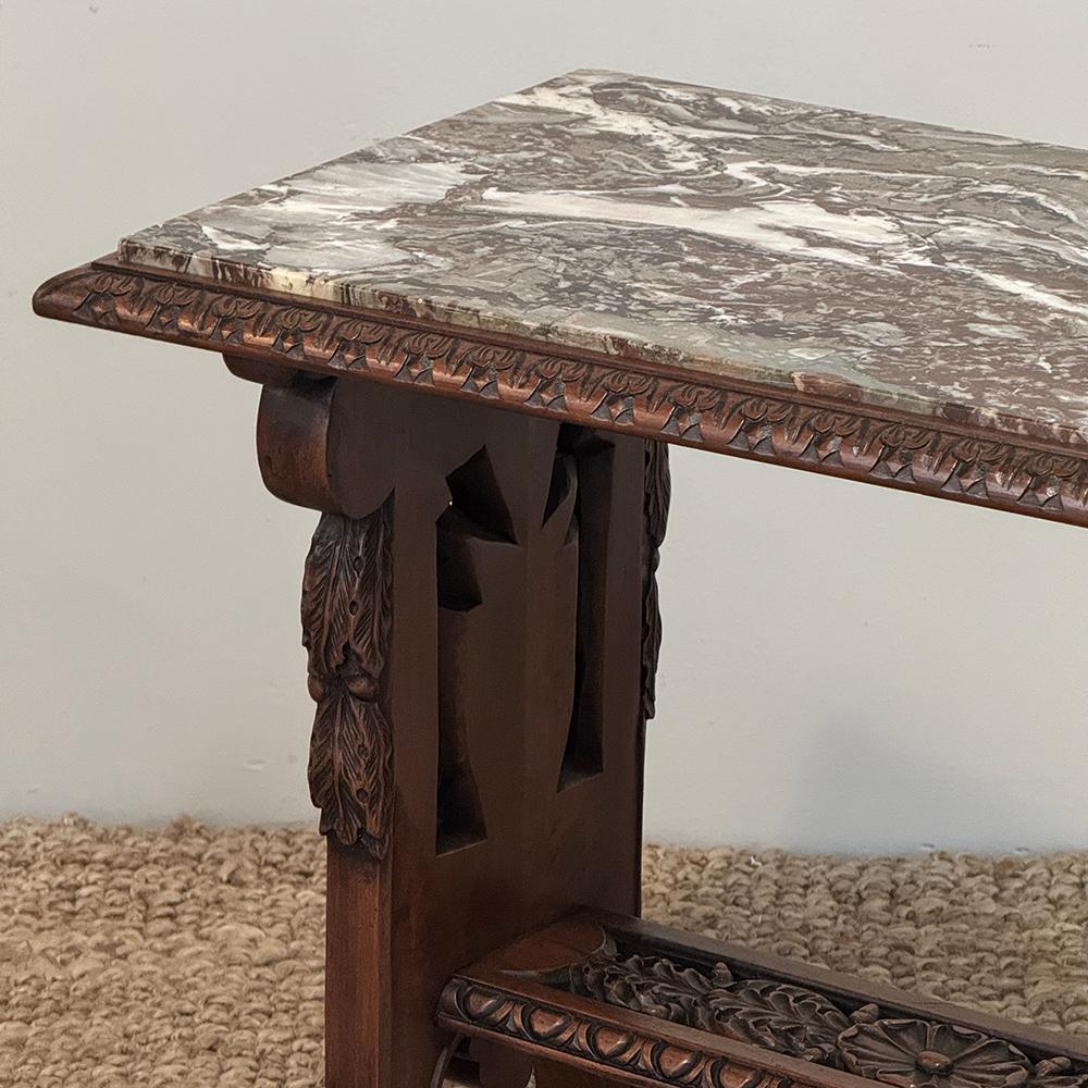 Marbre sculpté à la main Louis XIV du 19ème siècle  Table d'extrémité en vente 5