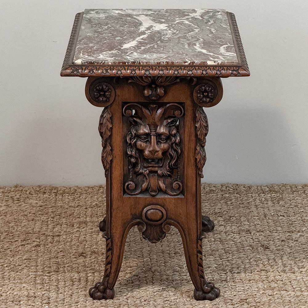 Marbre sculpté à la main Louis XIV du 19ème siècle  Table d'extrémité en vente 9