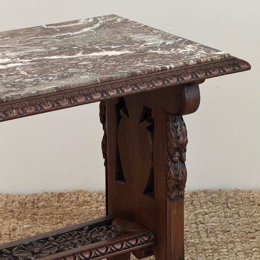 Marbre sculpté à la main Louis XIV du 19ème siècle  Table d'extrémité en vente 1