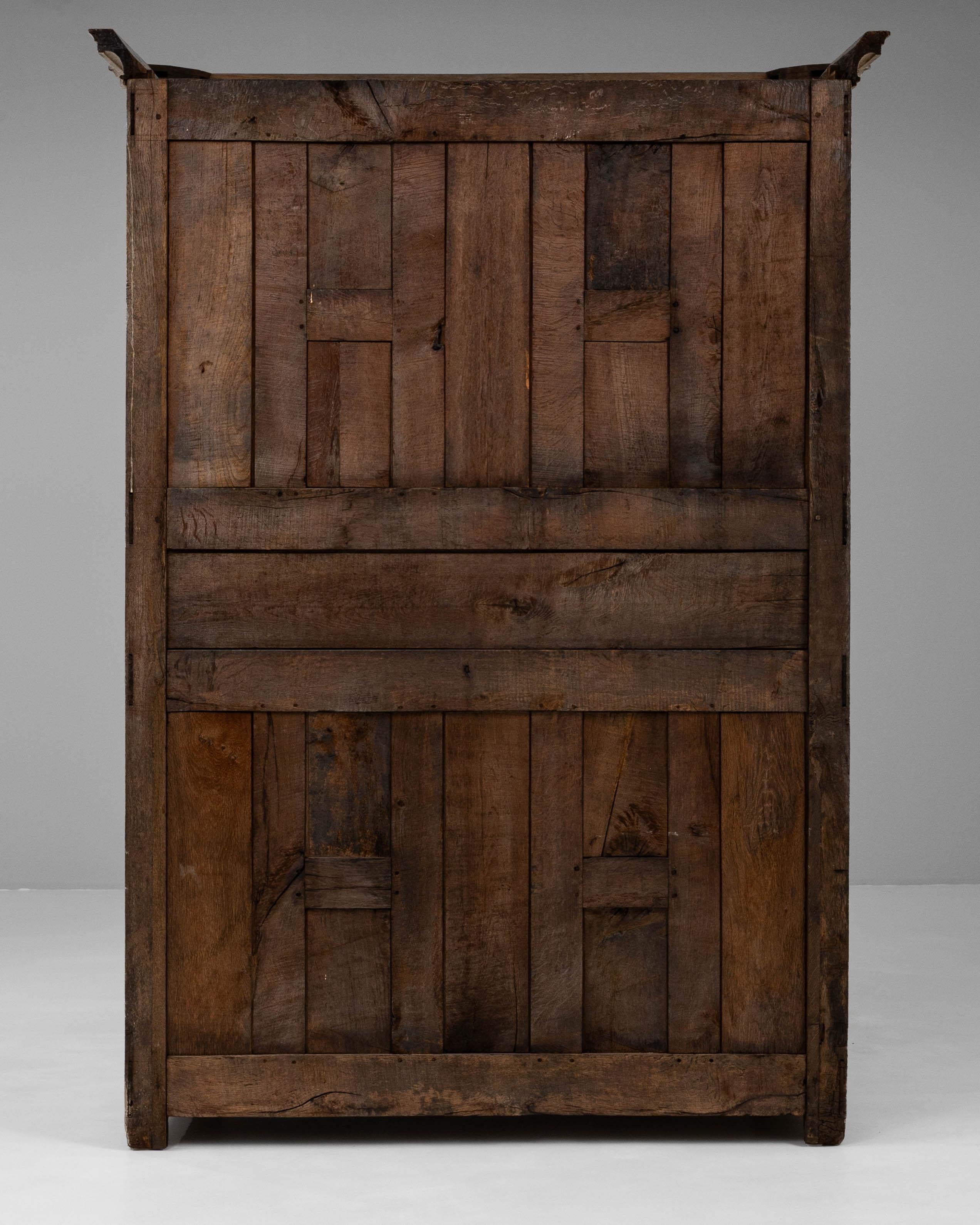 19th Century French Louis XIV Oak Cabinet For Sale 12