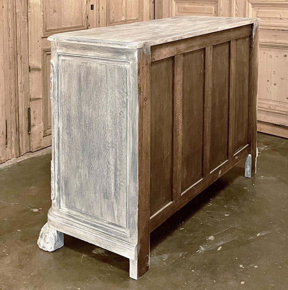 19th Century French Louis XIV Painted Commode For Sale 11