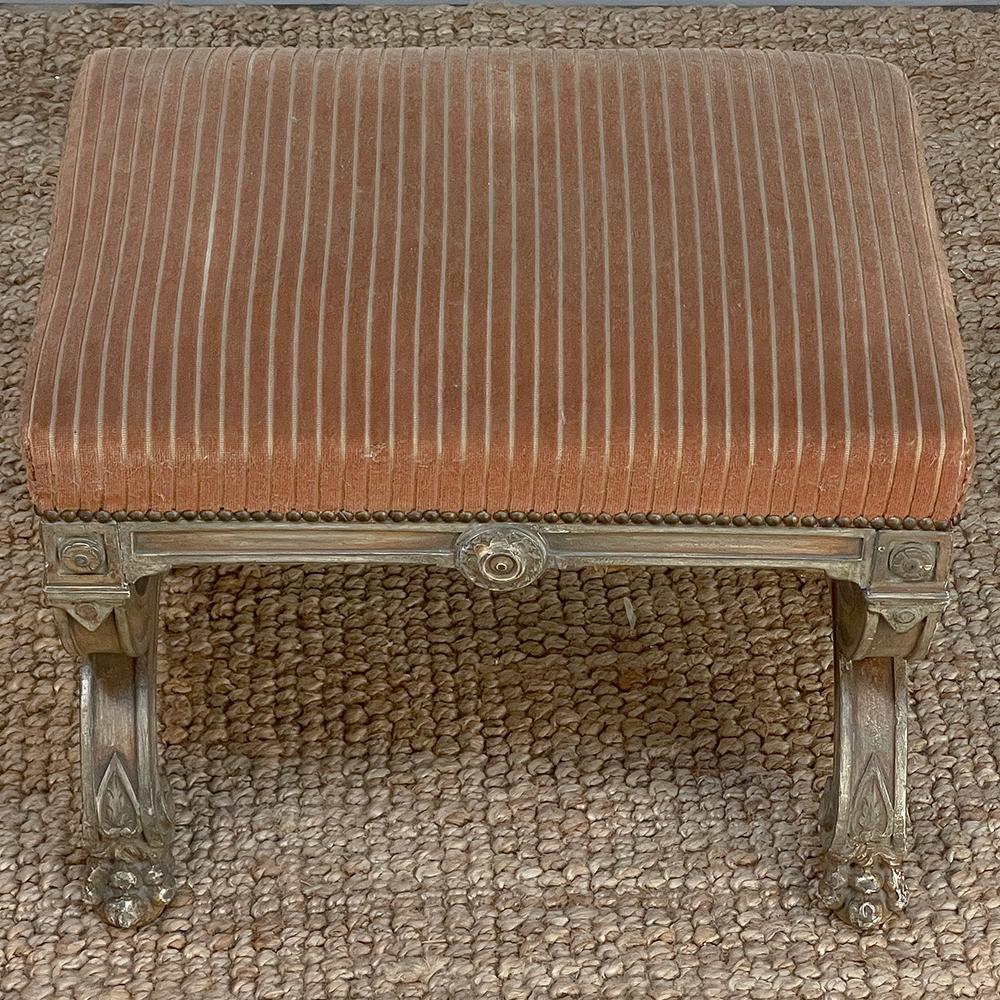 19th Century French, Louis XIV Painted Stool/Bench with Lion's Paw Feet In Distressed Condition For Sale In Dallas, TX