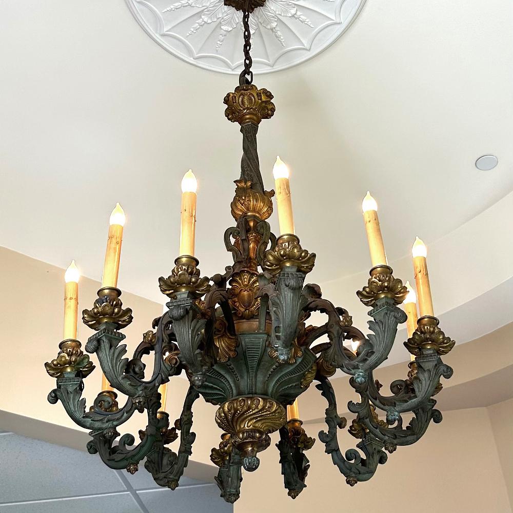 Hand-Crafted 19th Century French Louis XIV Patinaed Bronze & Gilt Bronze Chandelier For Sale