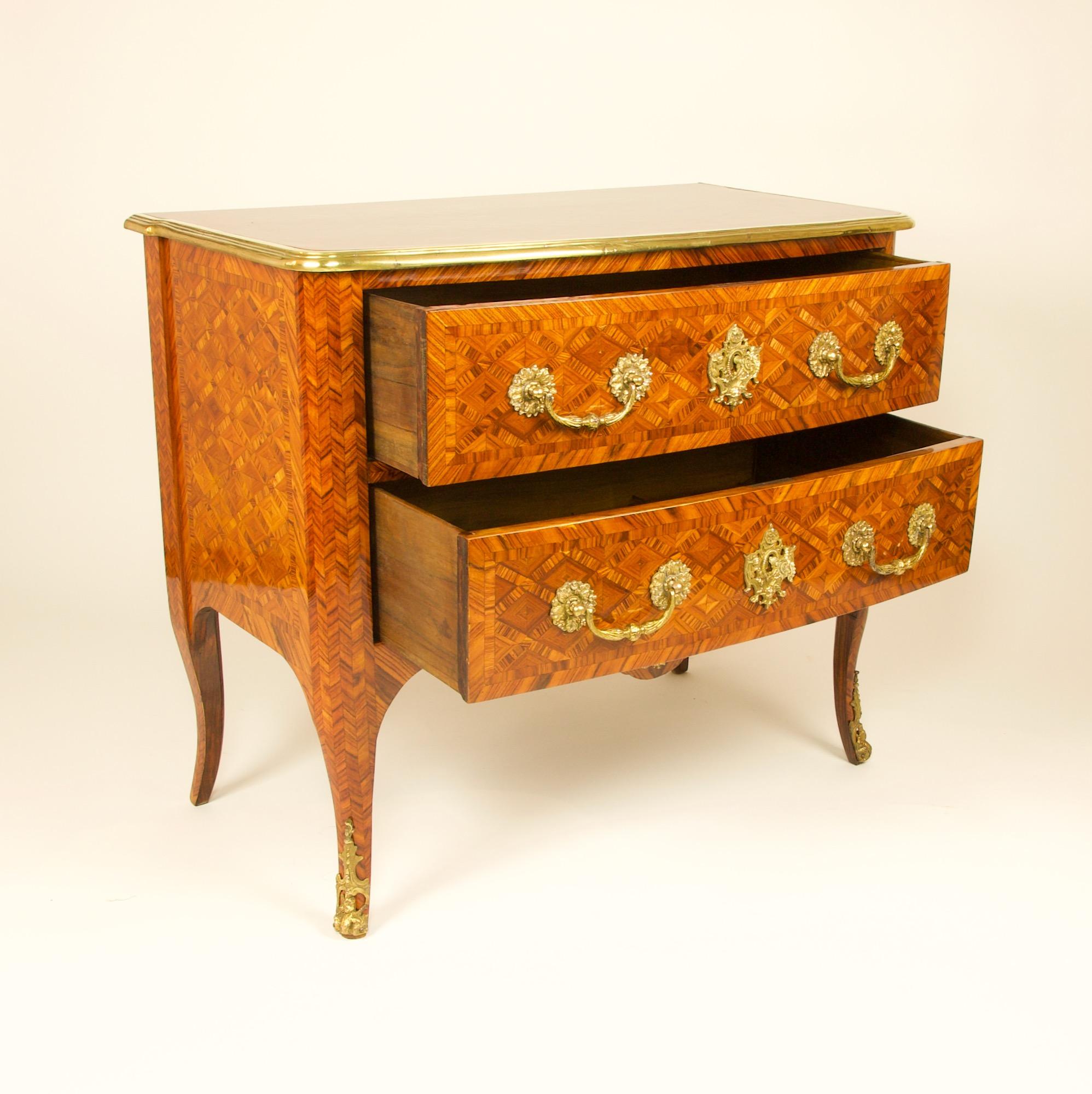 19th Century French Louis XIV Régence Trelliswork Marquetry Commode or Sauteuse For Sale 4