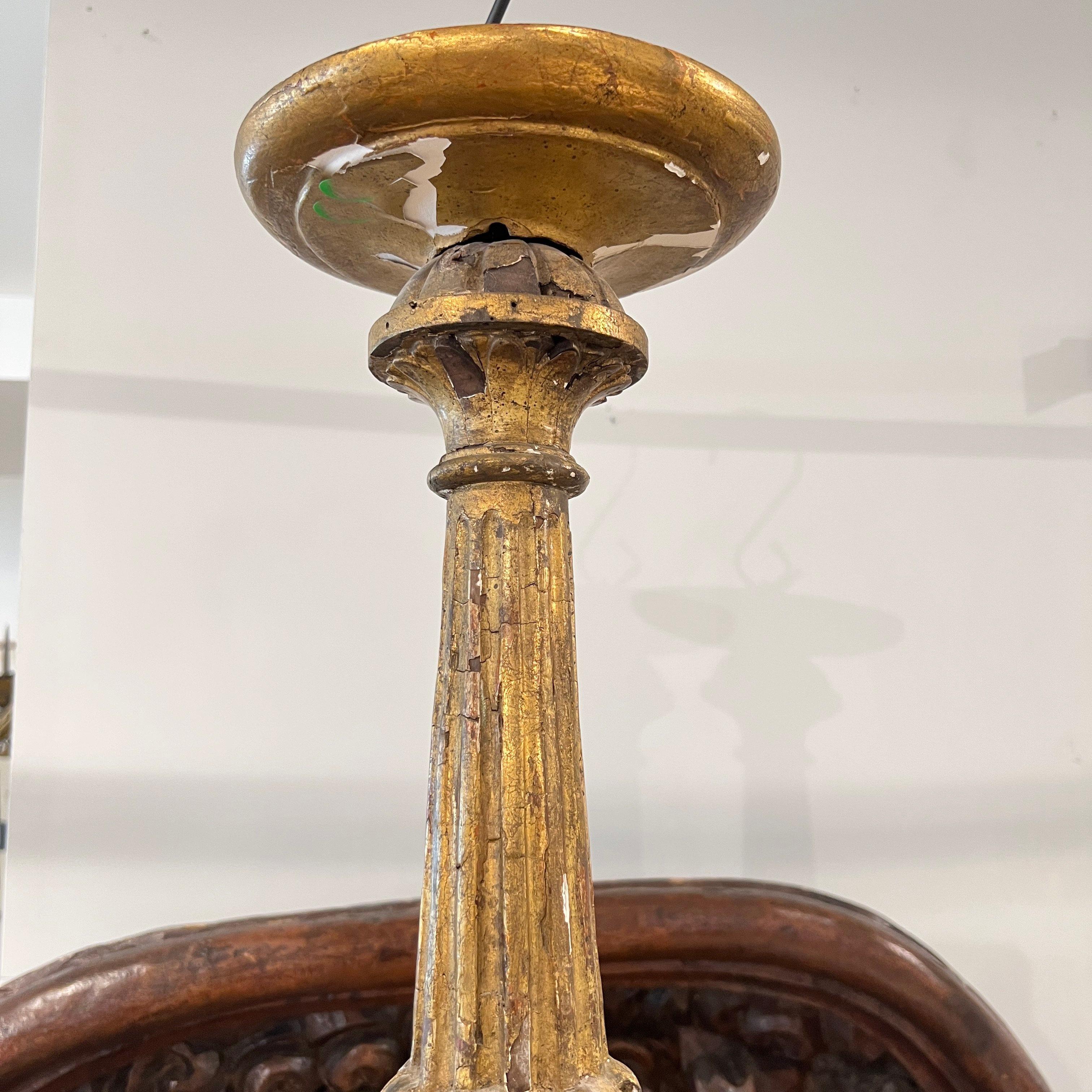 Lustre en bois ancien du 19ème siècle de style Louis XIV français en vente 4