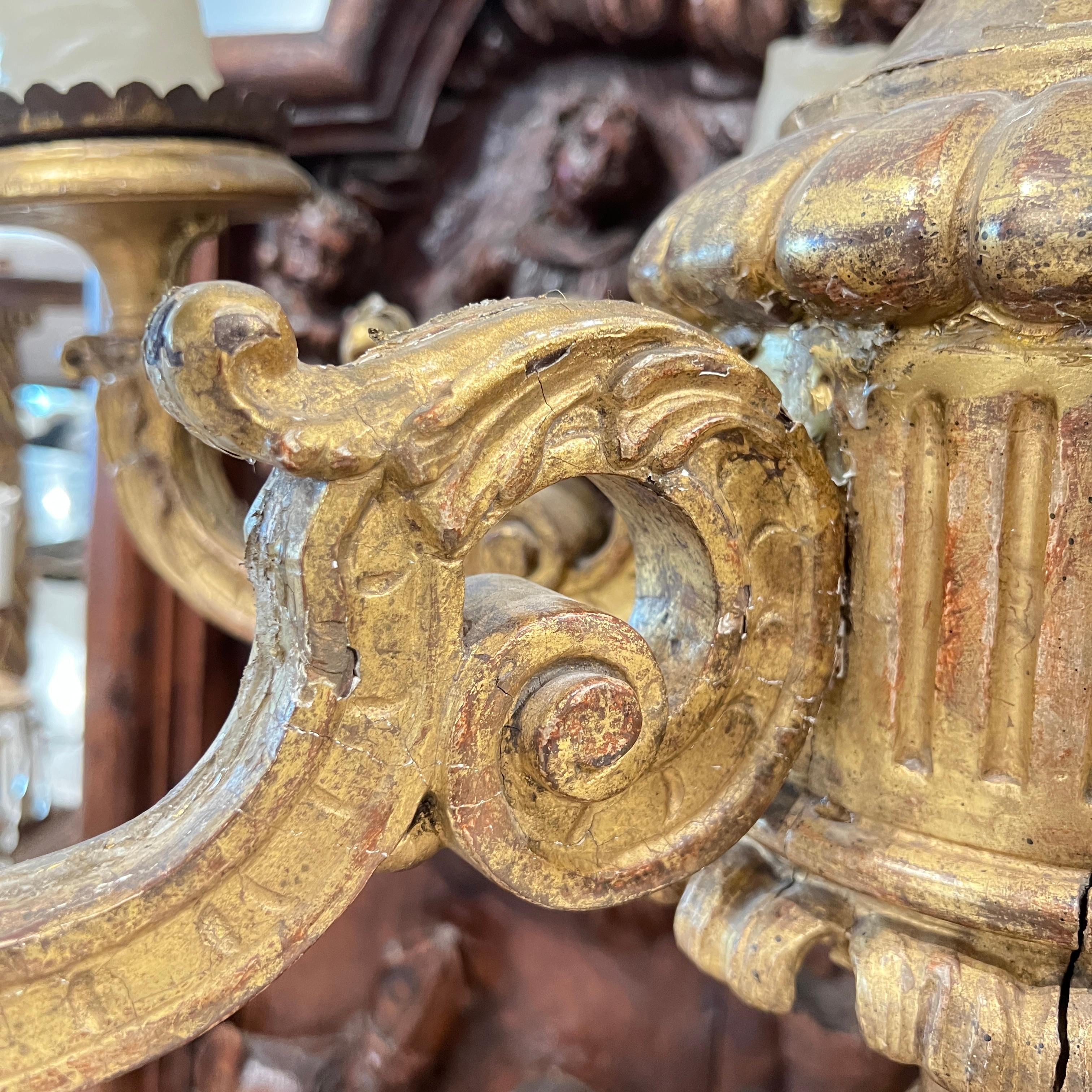 Bois Lustre en bois ancien du 19ème siècle de style Louis XIV français en vente