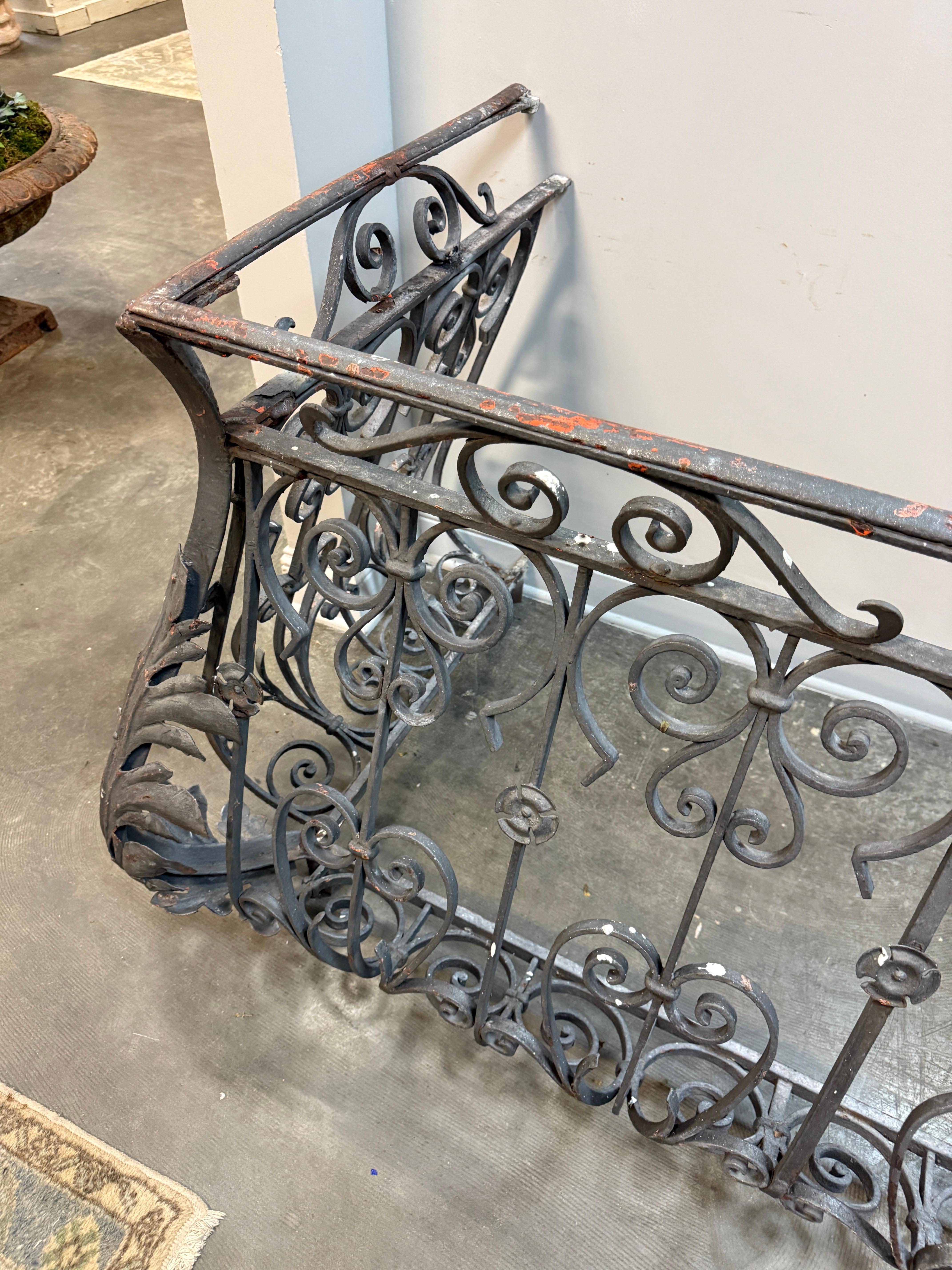 19th Century French Louis XIV style balcony railing For Sale 3