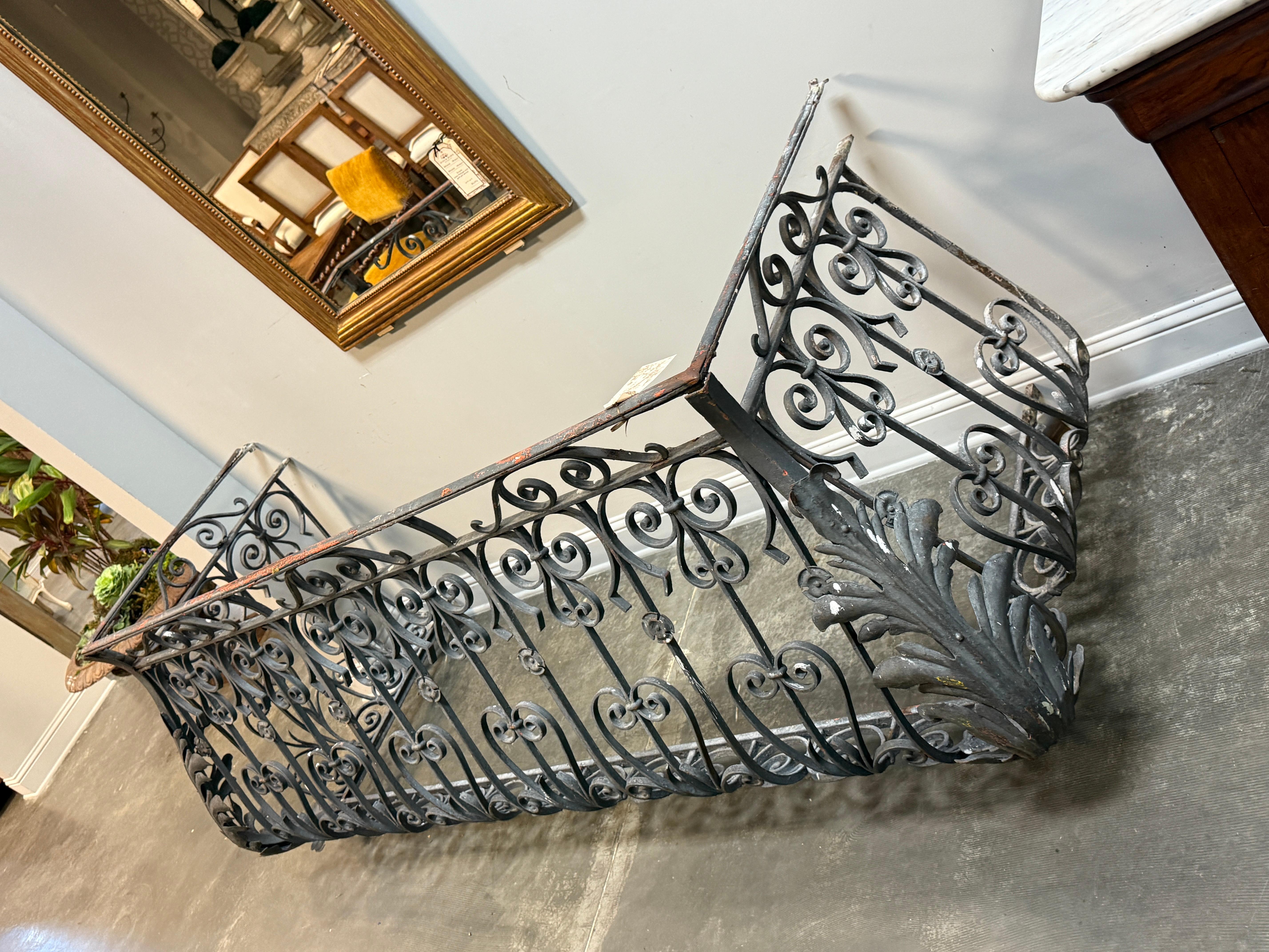 19th Century French Louis XIV style balcony railing For Sale 5