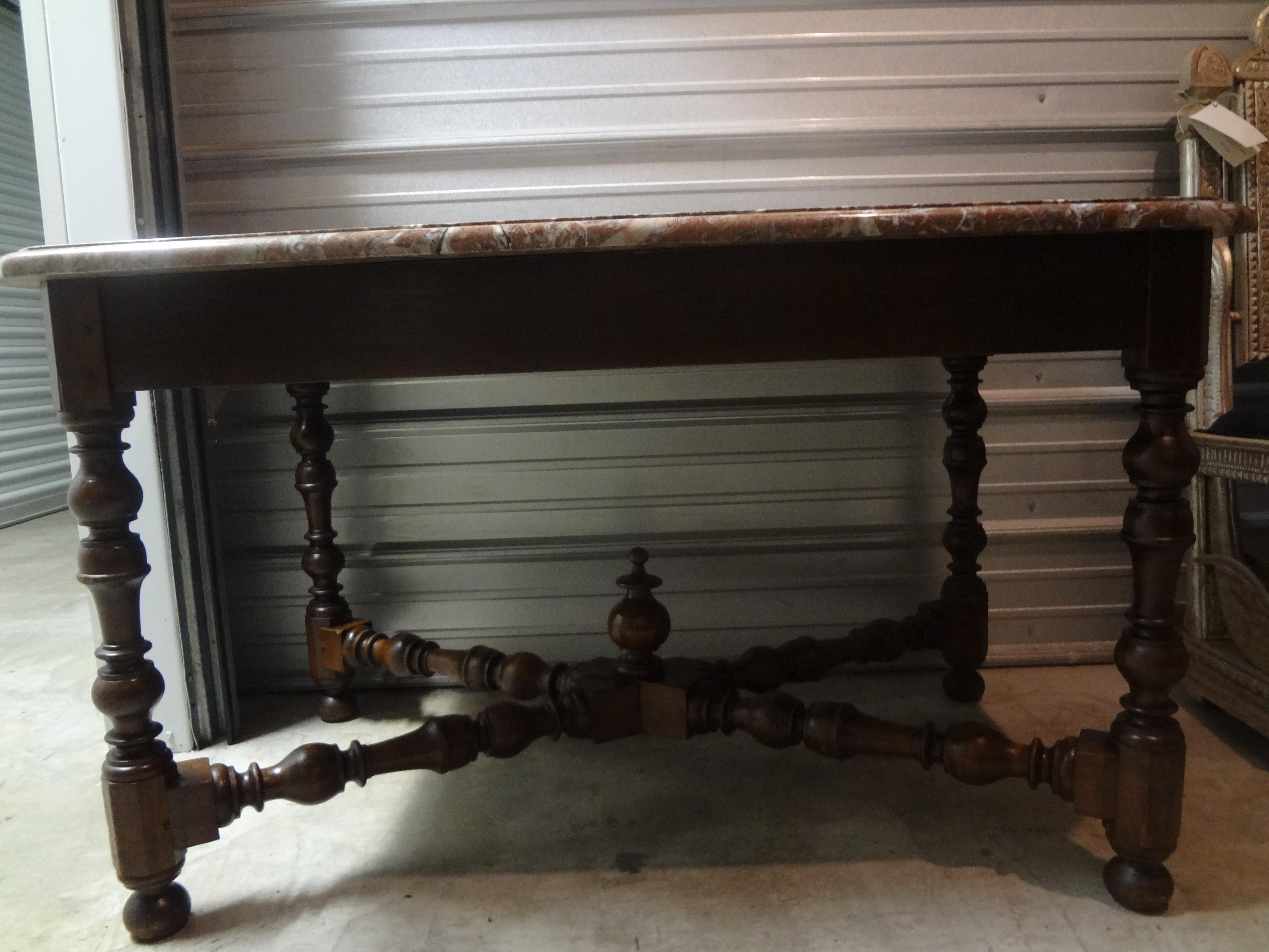 19th Century French Louis XIV Style Walnut Center Table For Sale 6